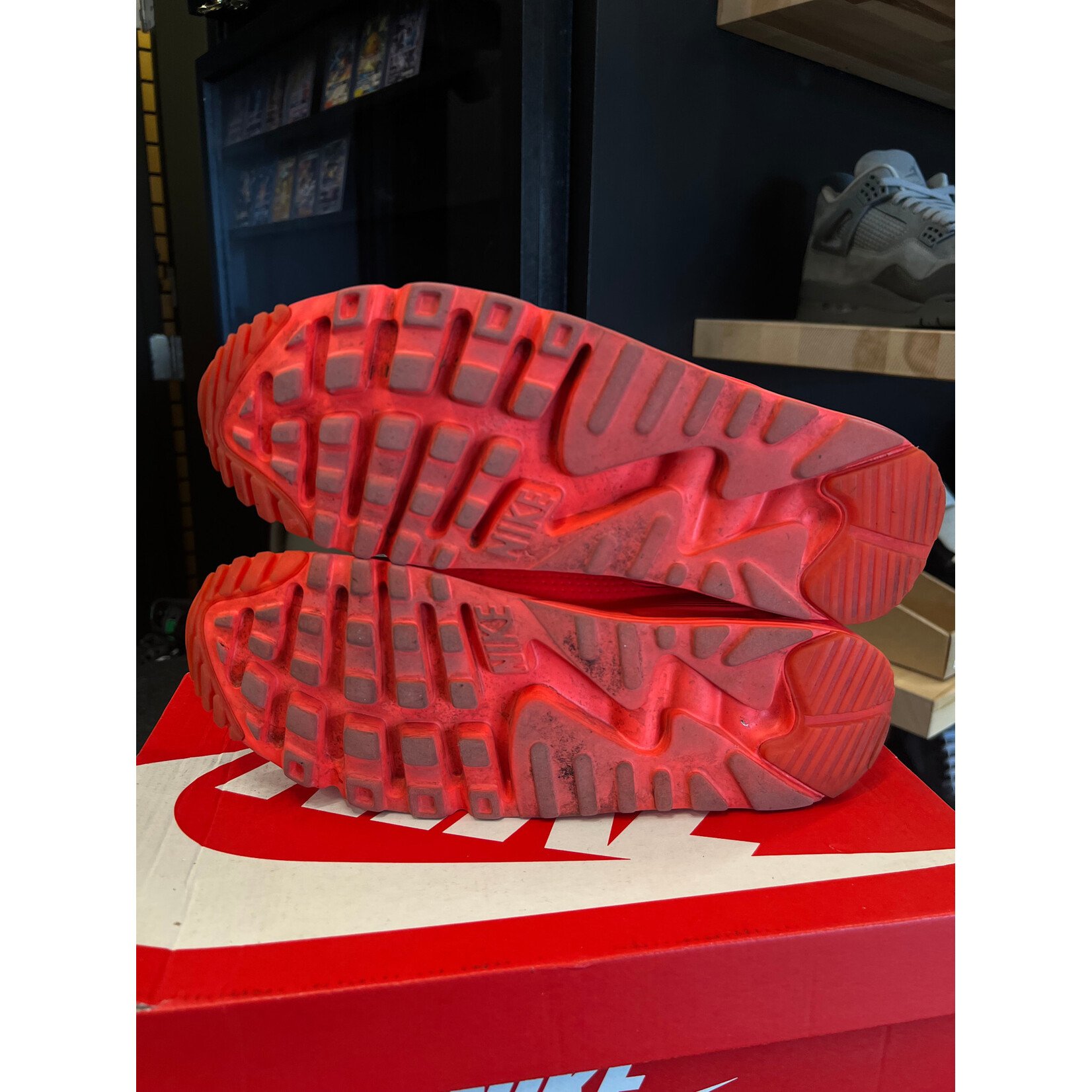 Nike Nike Air Max 90 Ultra Moire Bright Crimson Size 10, PREOWNED