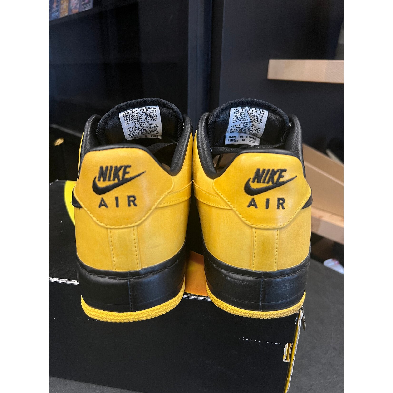 Nike Nike Air Force 1 Low Undefeated Livestrong Size 10.5, PREOWNED