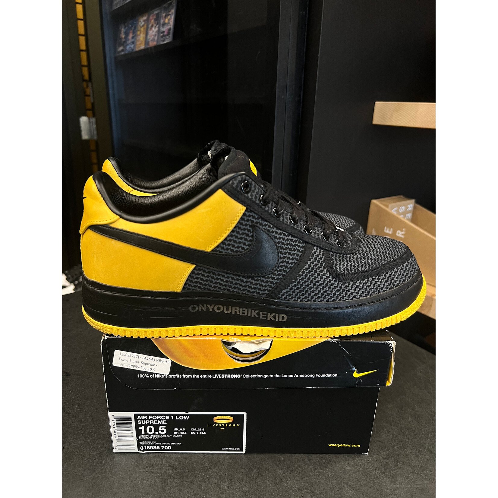 Nike Nike Air Force 1 Low Undefeated Livestrong Size 10.5, PREOWNED