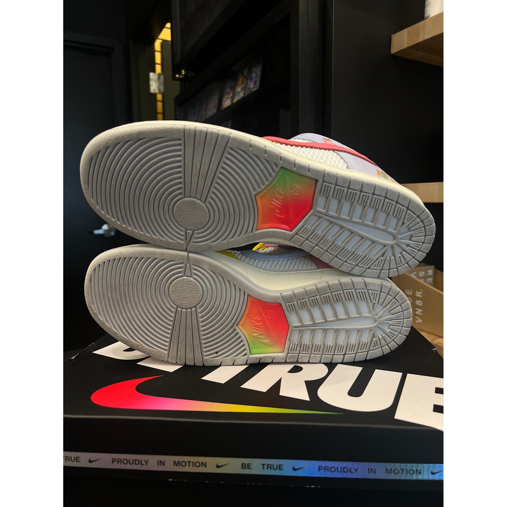 Nike Nike SB Dunk Low Pro Be True Xavier Schipani Size 11, PREOWNED