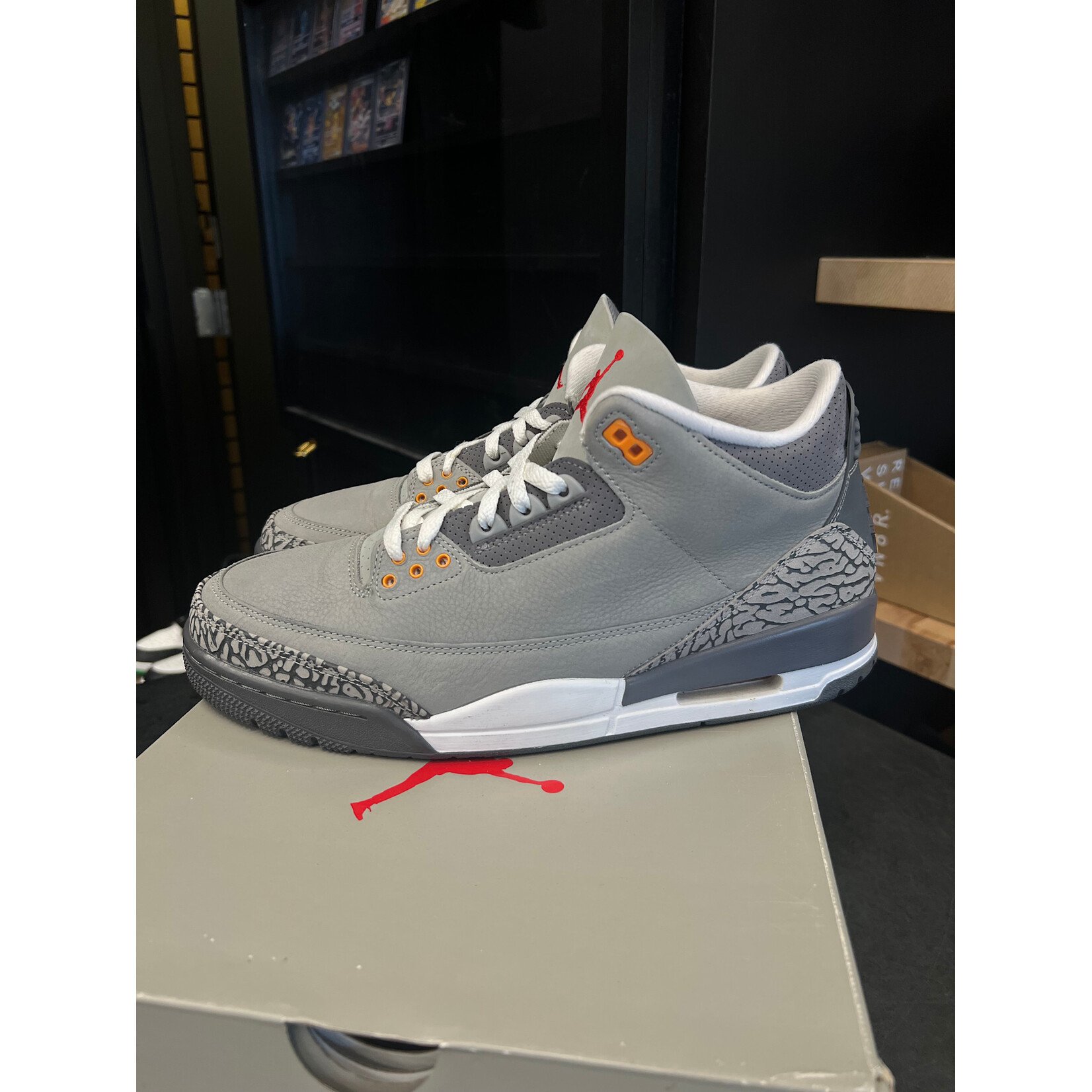 Jordan Jordan 3 Retro Cool Grey (2021) Size 11.5, PREOWNED