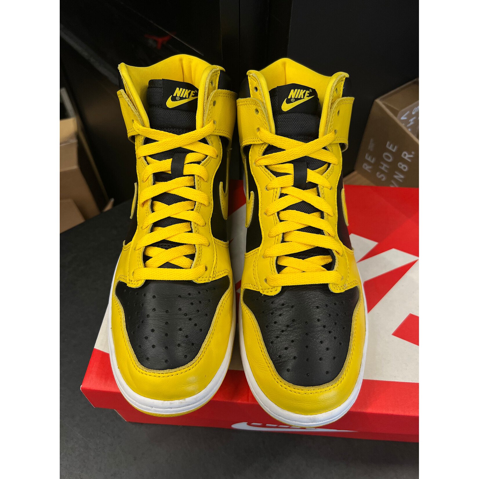 Nike Nike Dunk High Iowa (2020) Size 9.5, PREOWNED