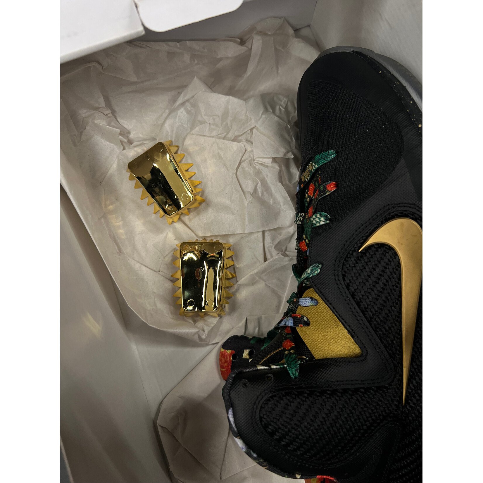 Nike Nike LeBron 9 Watch the Throne (2022) Size 9.5, PREOWNED