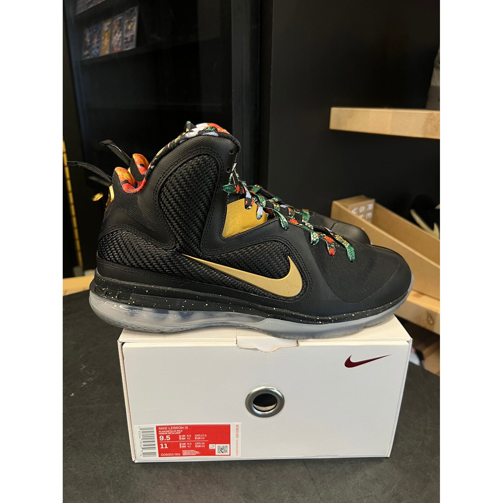 Nike Nike LeBron 9 Watch the Throne (2022) Size 9.5, PREOWNED