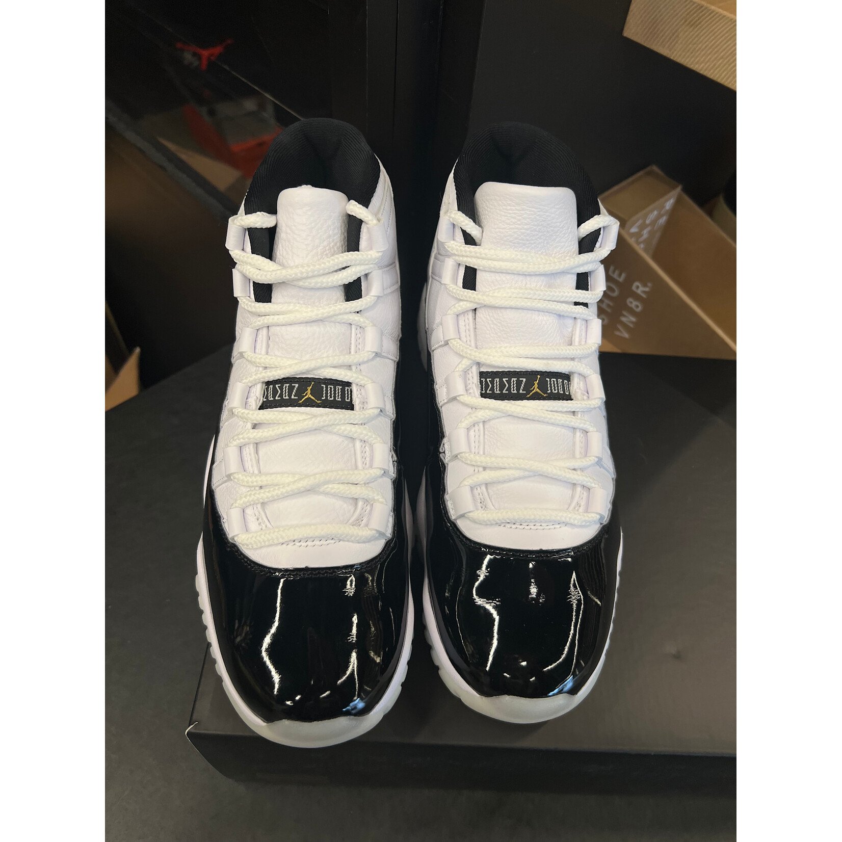 Jordan Jordan 11 Retro DMP Gratitude (2023) Size 9.5, PREOWNED