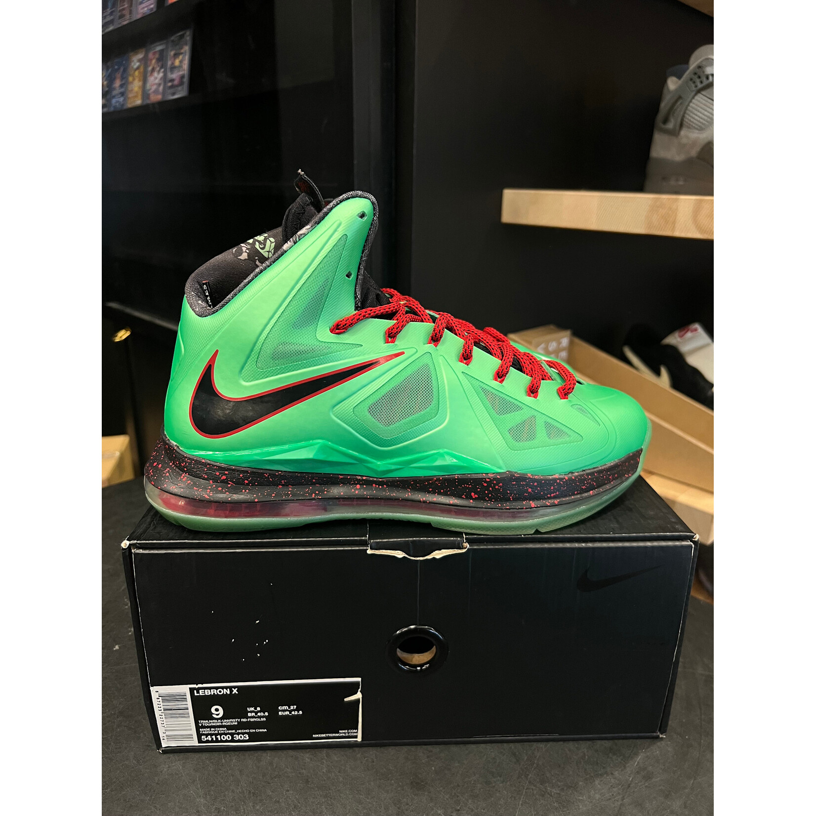 Nike Nike LeBron X Cutting Jade Size 9, PREOWNED