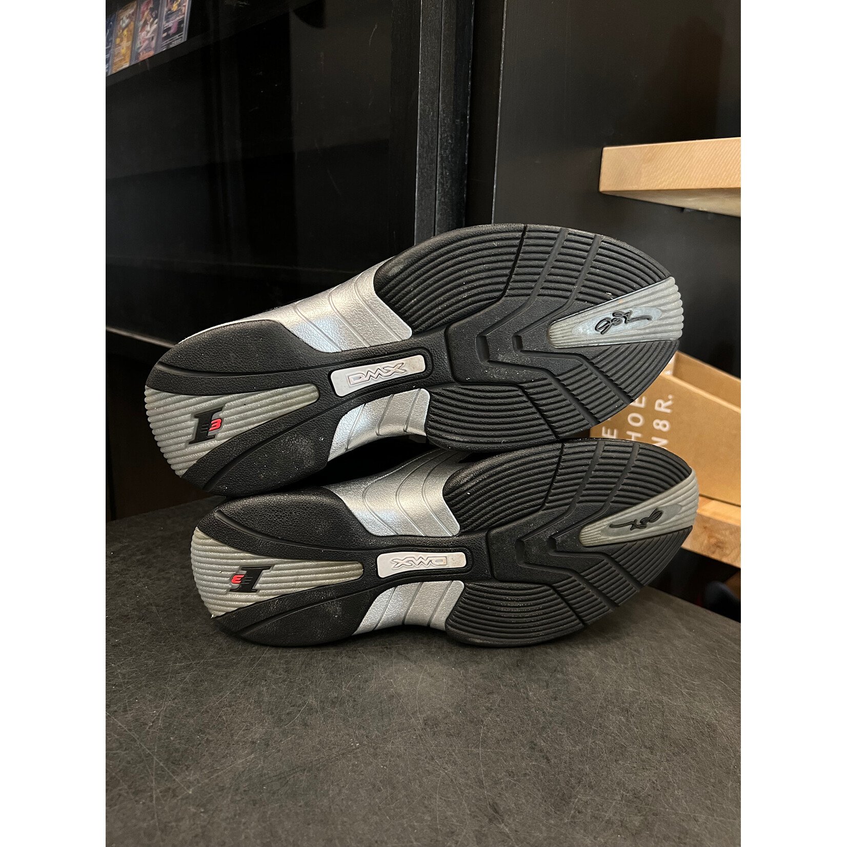 Reebok Reebok Answer 5 Black Silver Size 8.5, PREOWNED