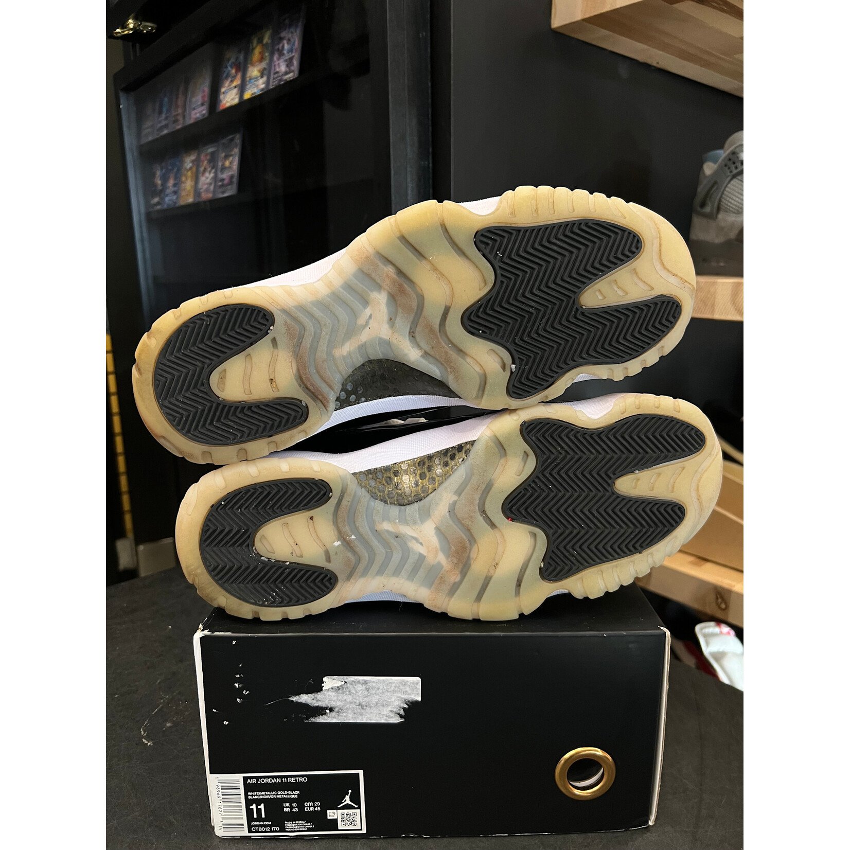 Jordan Jordan 11 Retro DMP Gratitude (2023) Size 11, PREOWNED