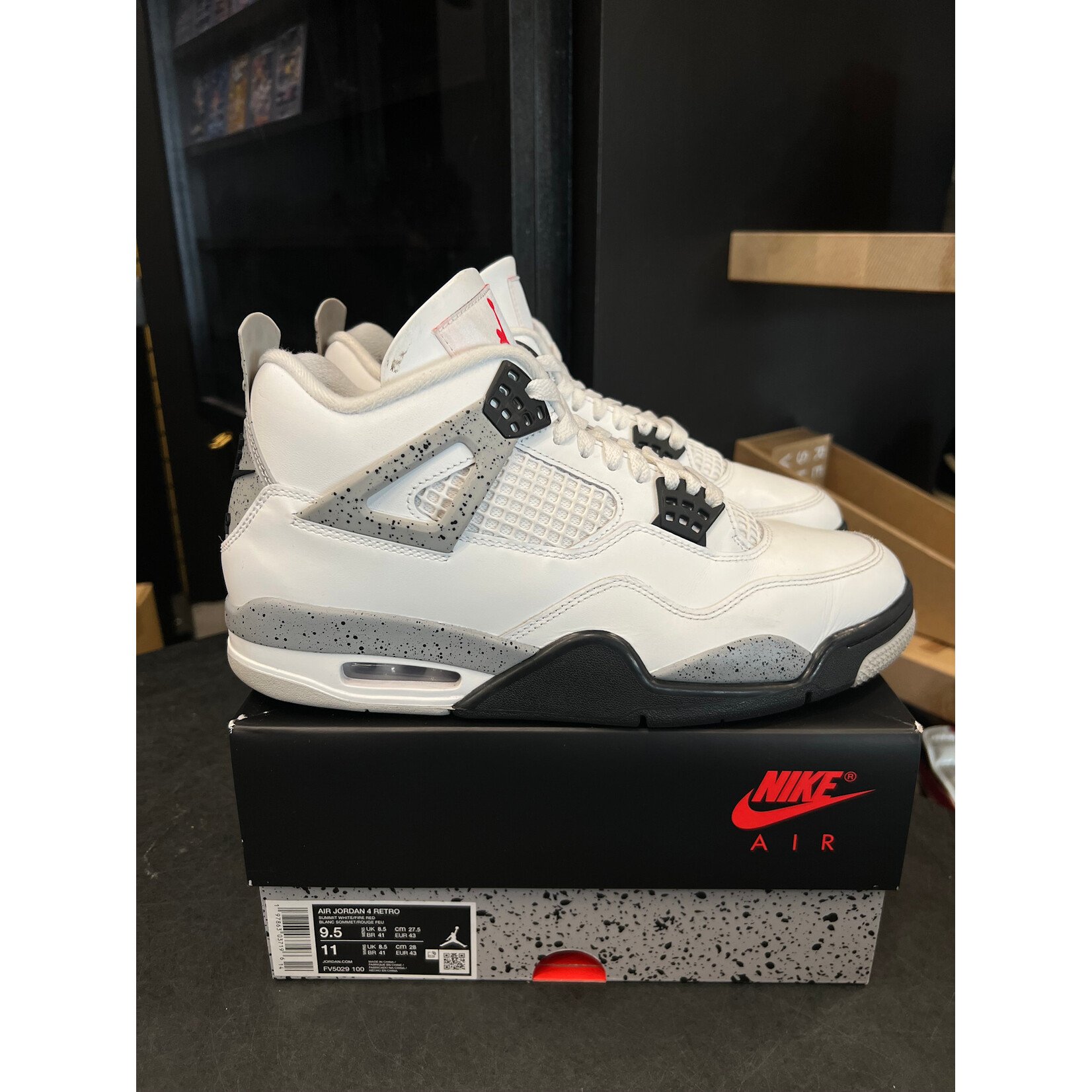 Jordan Jordan 4 Retro White Cement (2025) Size 9.5, PREOWNED
