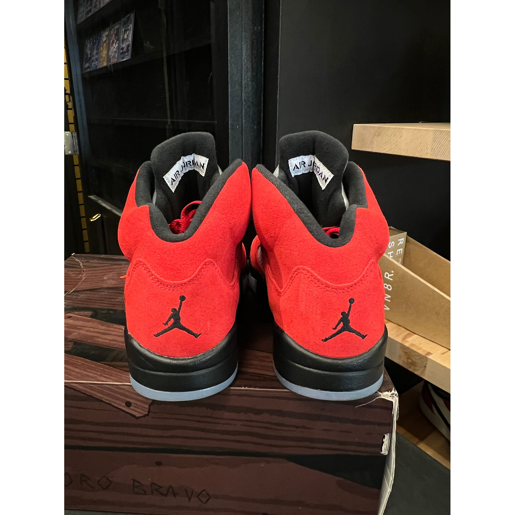 Jordan Jordan 5 Retro Raging Bull Red (2021) Size 10.5, PREOWNED