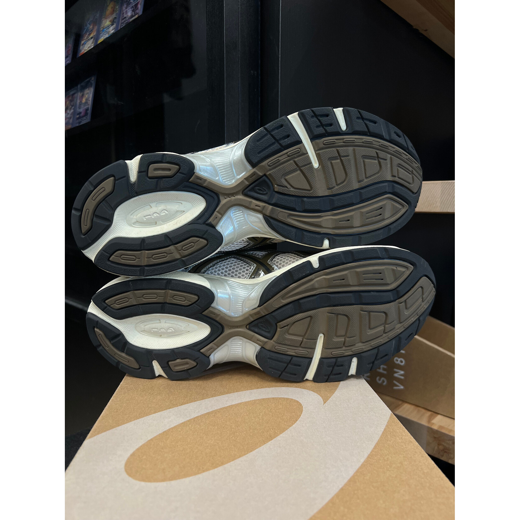 ASICS ASICS Gel-1130 White Clay Canyon Size 11, PREOWNED