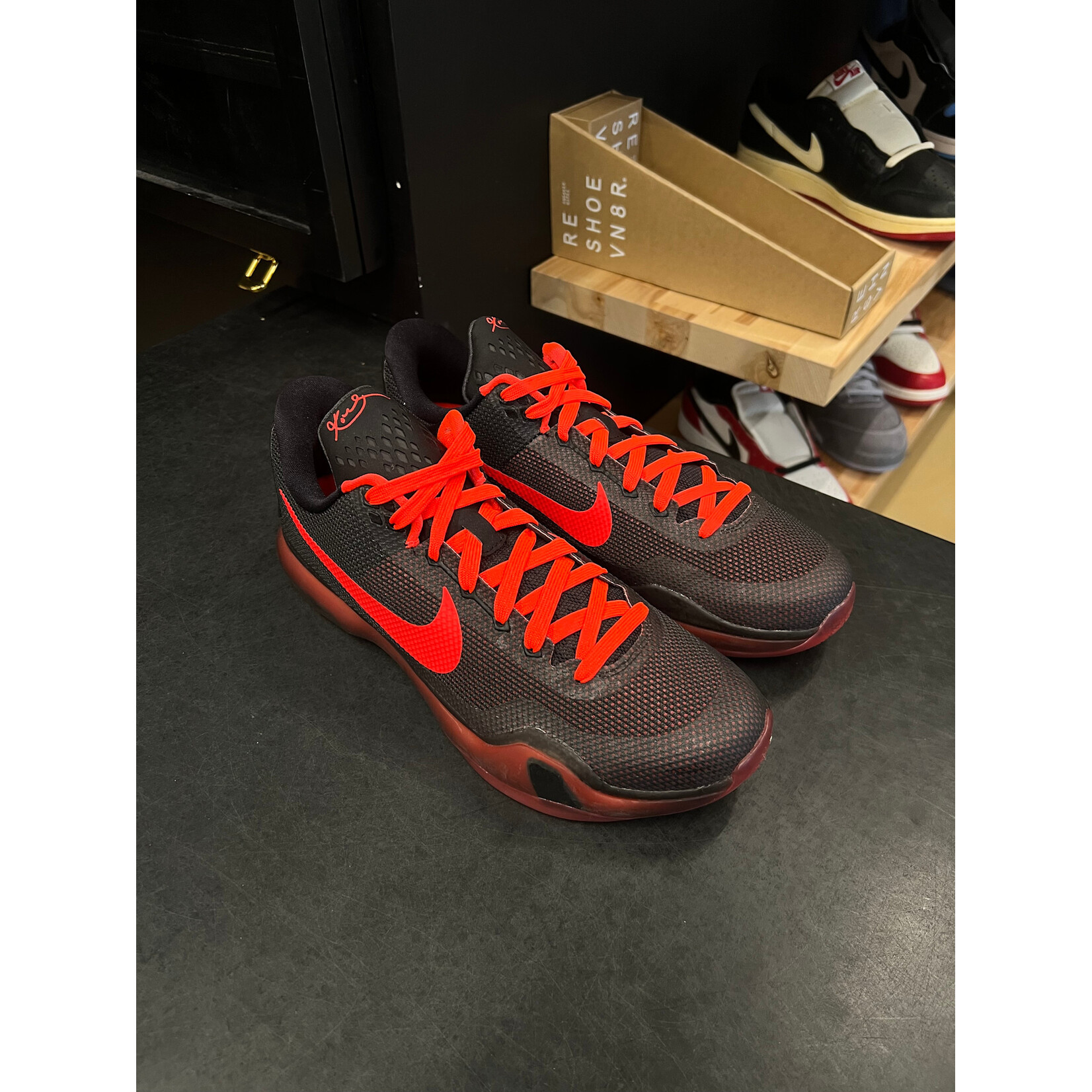 Nike Nike Kobe 10 Bright Crimson Size 10.5, PREOWNED