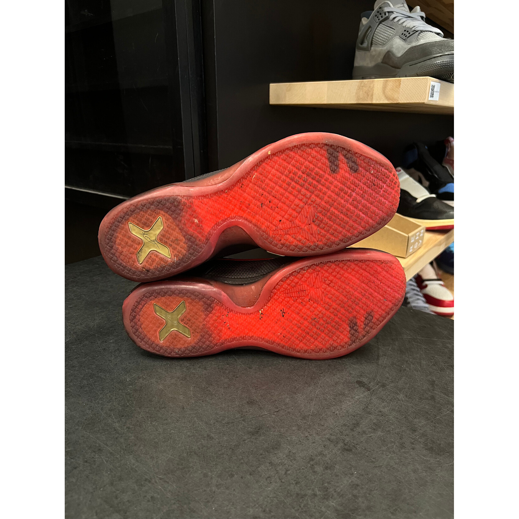 Nike Nike Kobe 10 Bright Crimson Size 10.5, PREOWNED