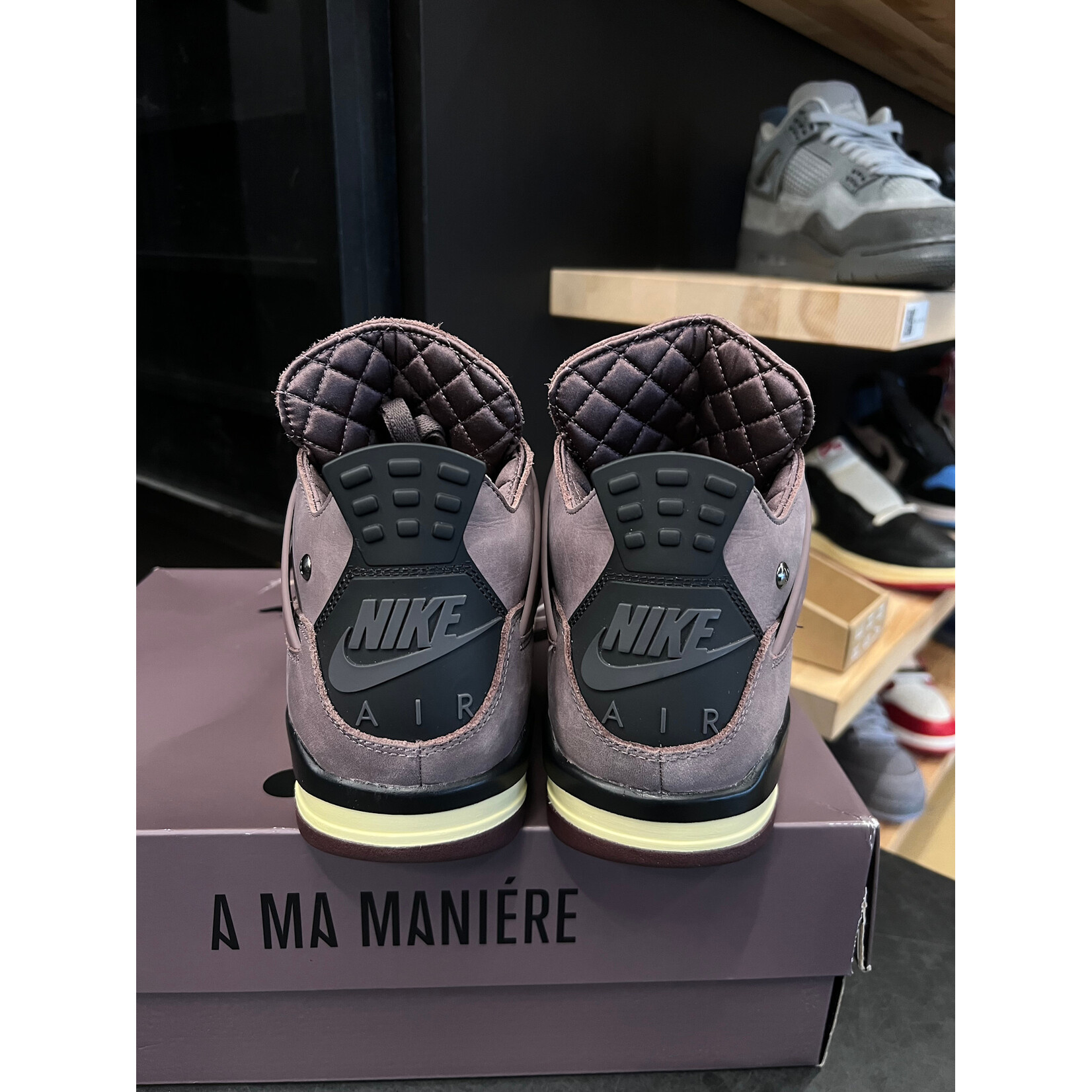 Jordan Jordan 4 Retro SP A Ma Maniére Violet Ore Size 10.5, PREOWNED