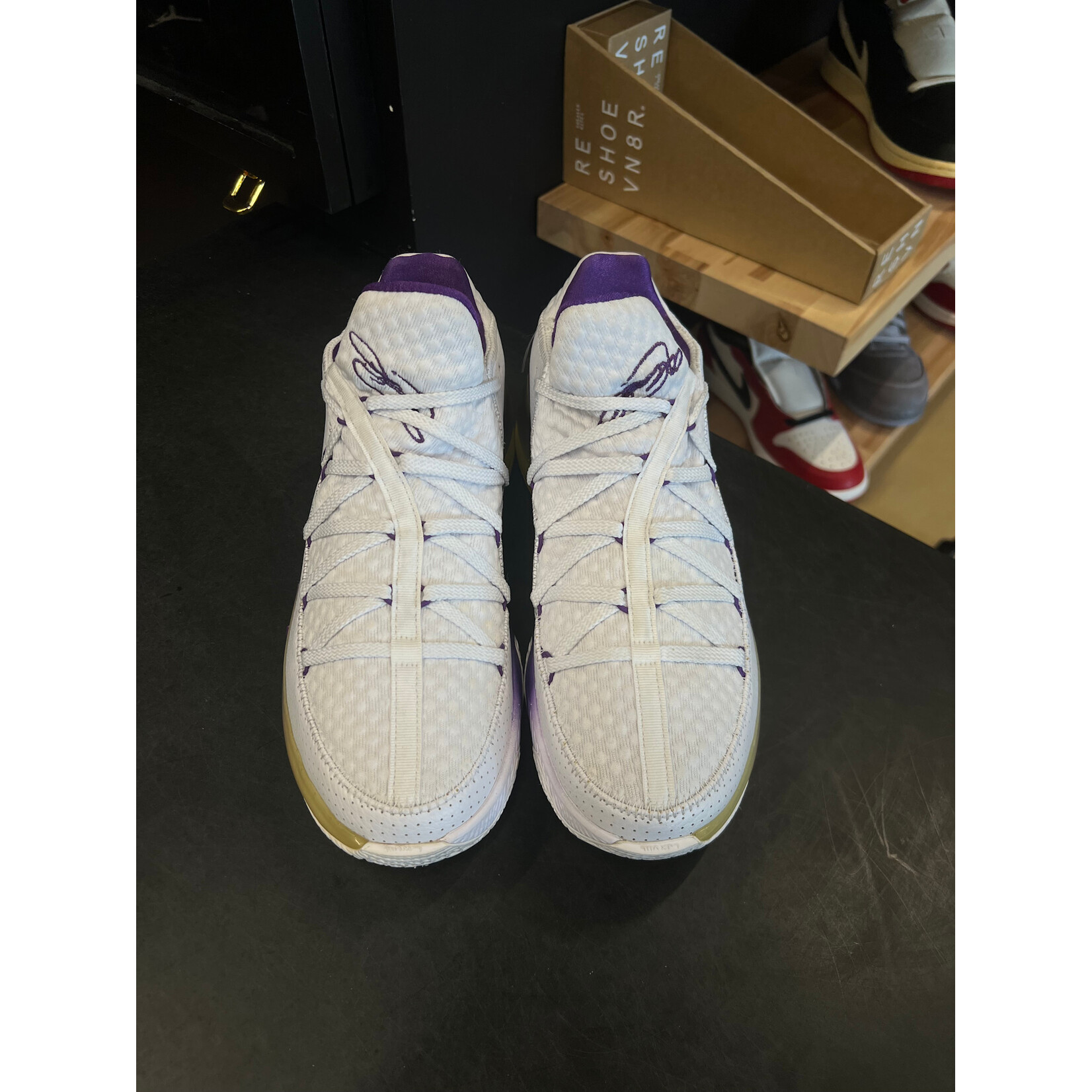 Nike Nike LeBron 17 Low Lakers Size 12, PREOWNED