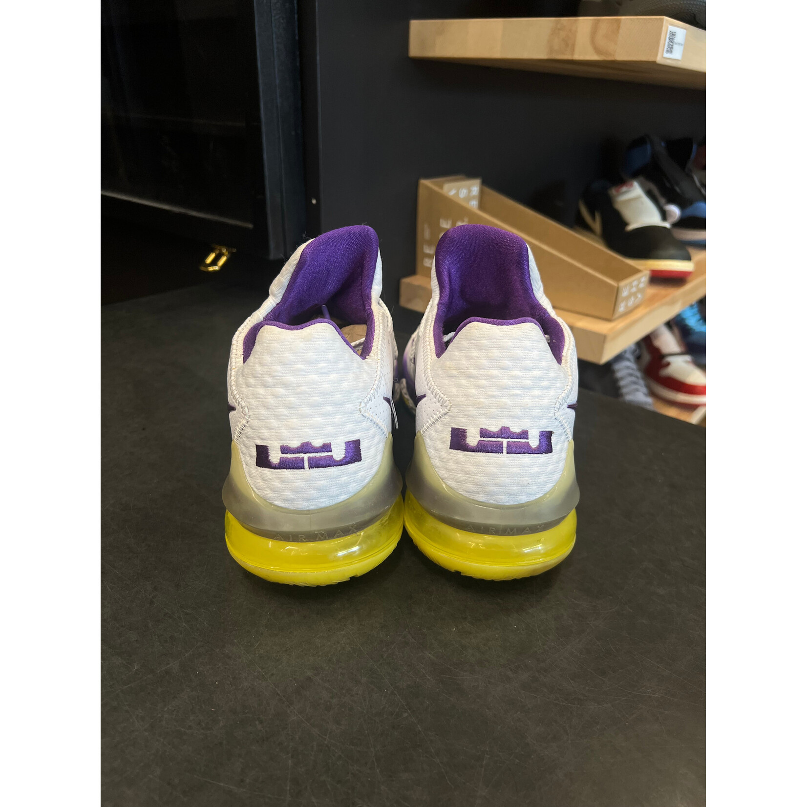 Nike Nike LeBron 17 Low Lakers Size 12, PREOWNED