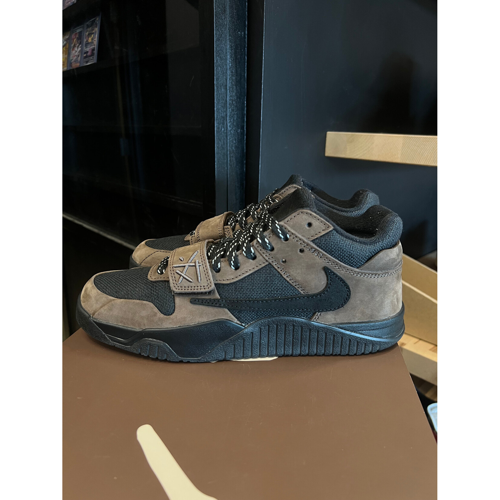 Jordan Jordan Jumpman Jack TR Travis Scott Dark Mocha Size 8, PREOWNED