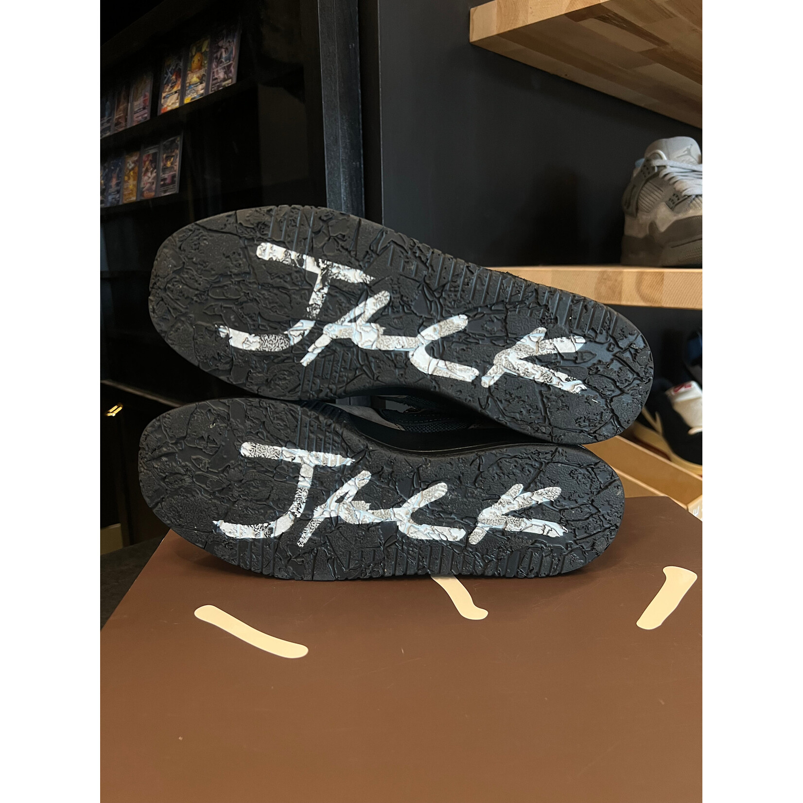 Jordan Jordan Jumpman Jack TR Travis Scott Dark Mocha Size 8, PREOWNED