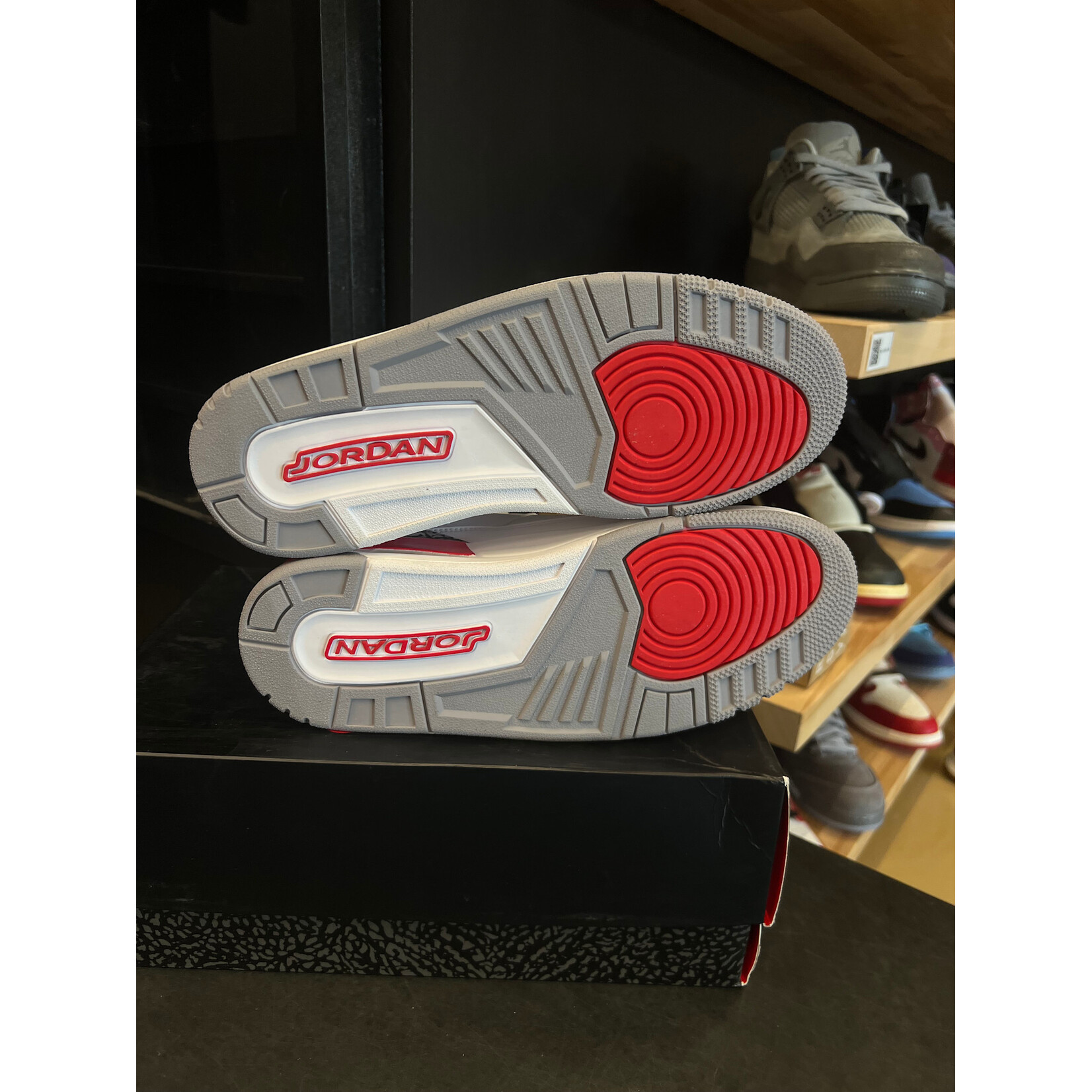 Jordan Jordan 3 Retro Hall of Fame Size 10, PREOWNED