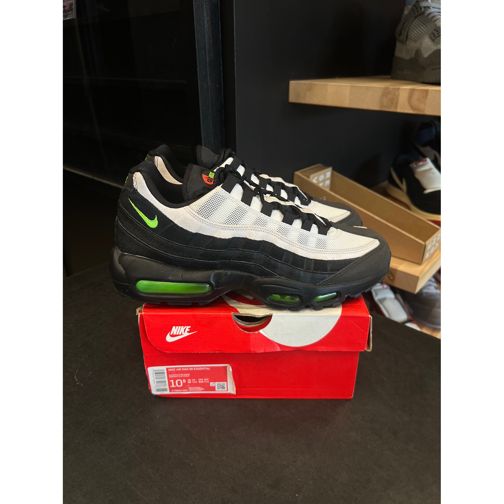 Nike Nike Air Max 95 Antifreeze (2019) Size 10.5, PREOWNED