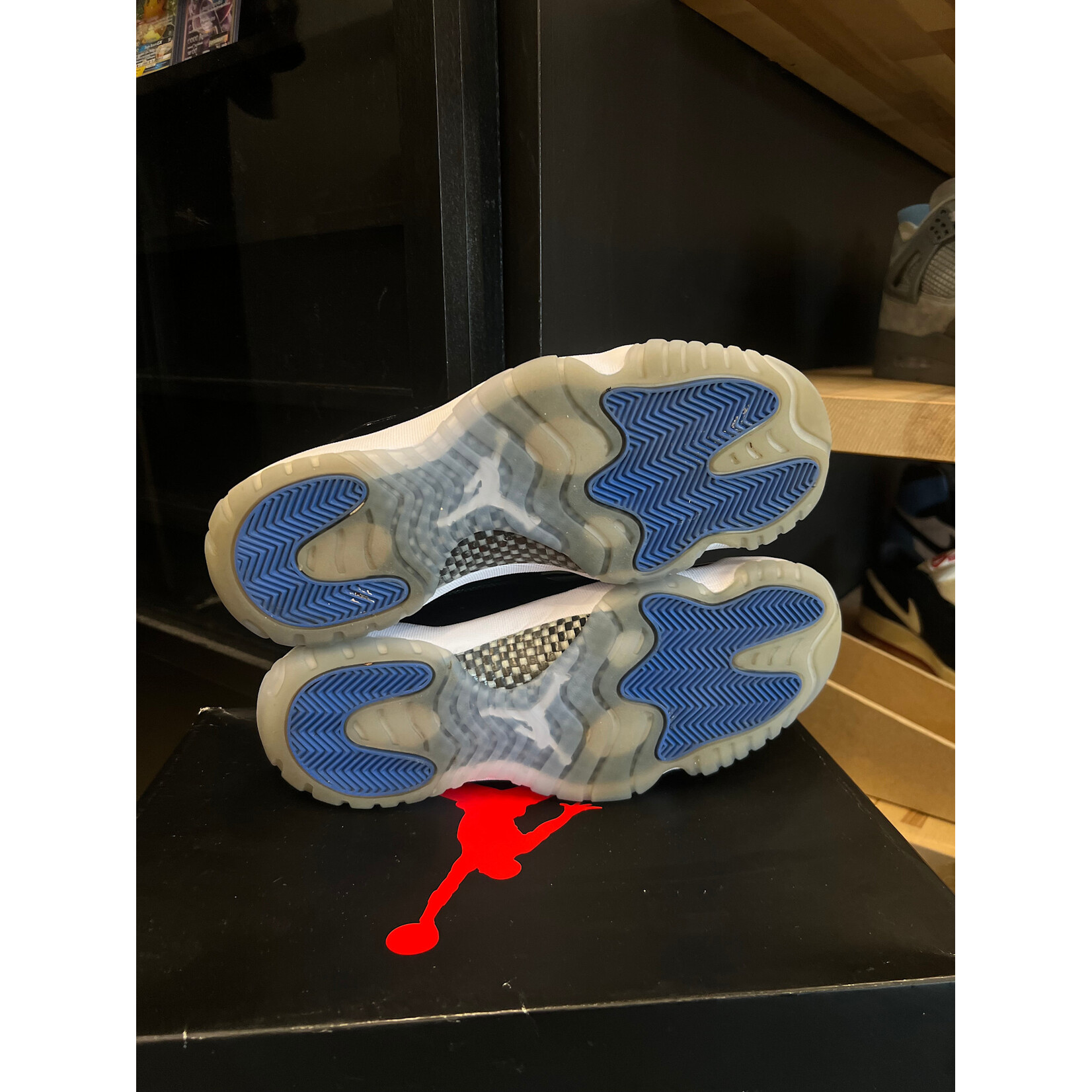 Jordan Jordan 11 Retro Low Space Jam Size 10.5, PREOWNED