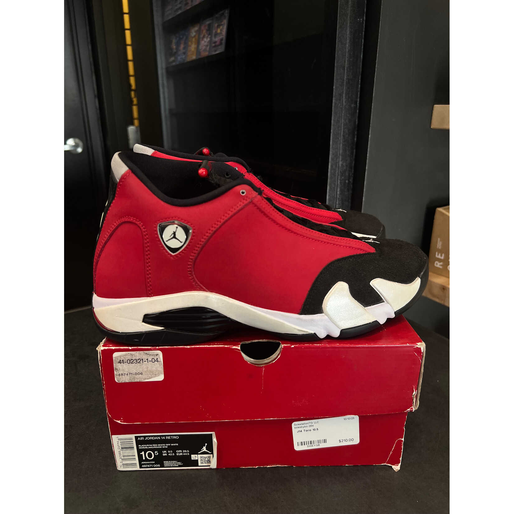 Jordan Jordan 14 Retro Gym Red Toro Size 10.5, PREOWNED