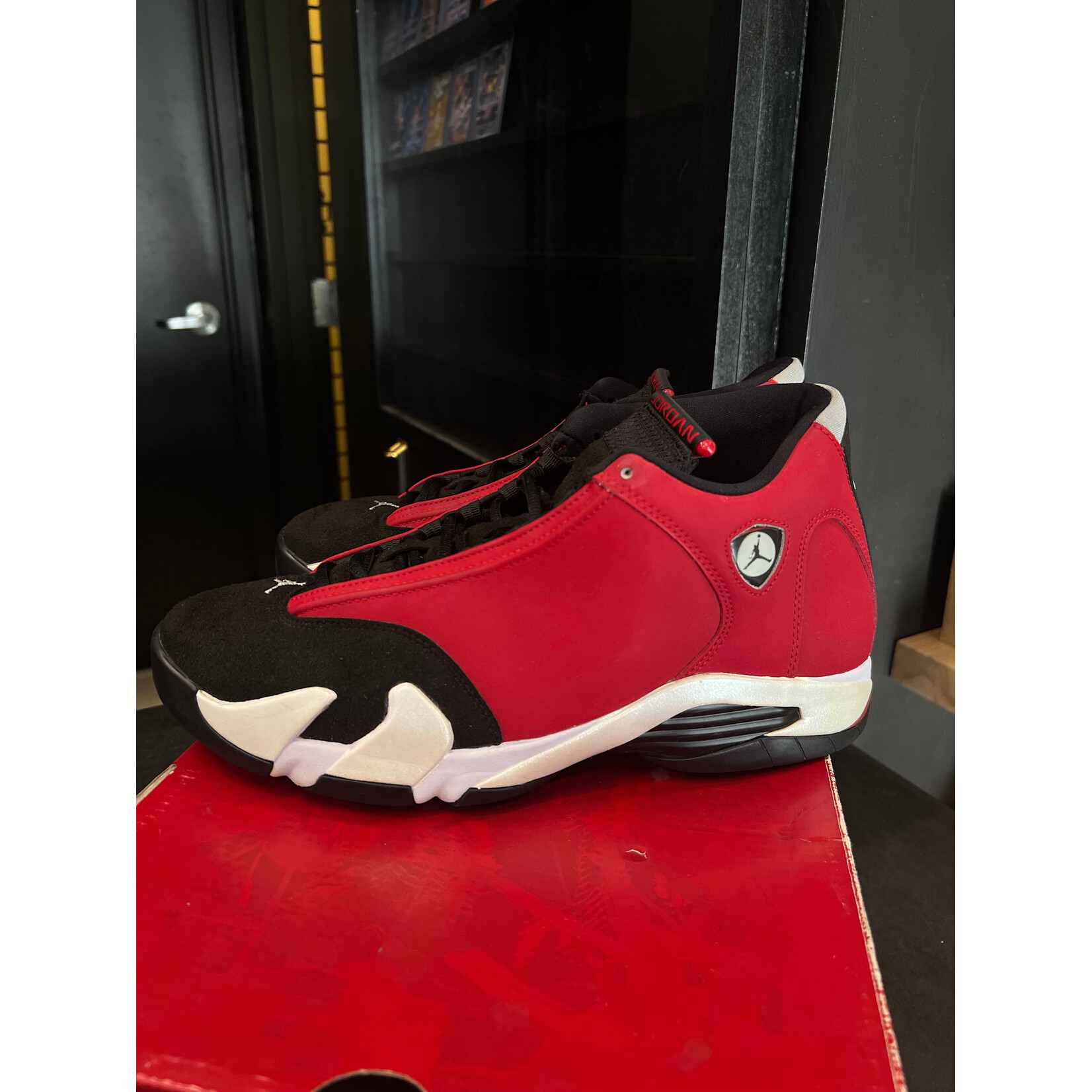 Jordan Jordan 14 Retro Gym Red Toro Size 10.5, PREOWNED