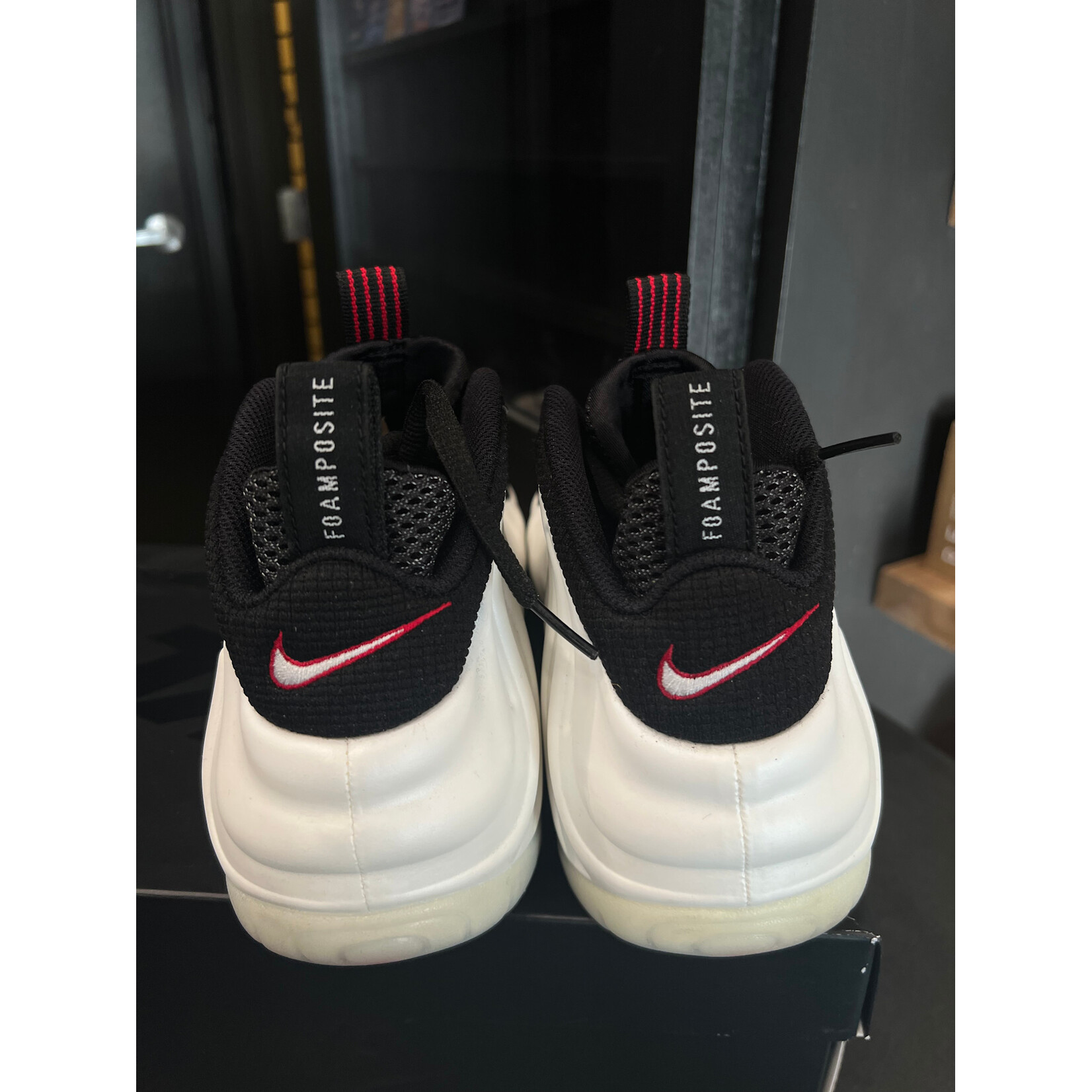 Nike Nike Air Foamposite Pro Pearl (2025) Size 10.5, PREOWNED