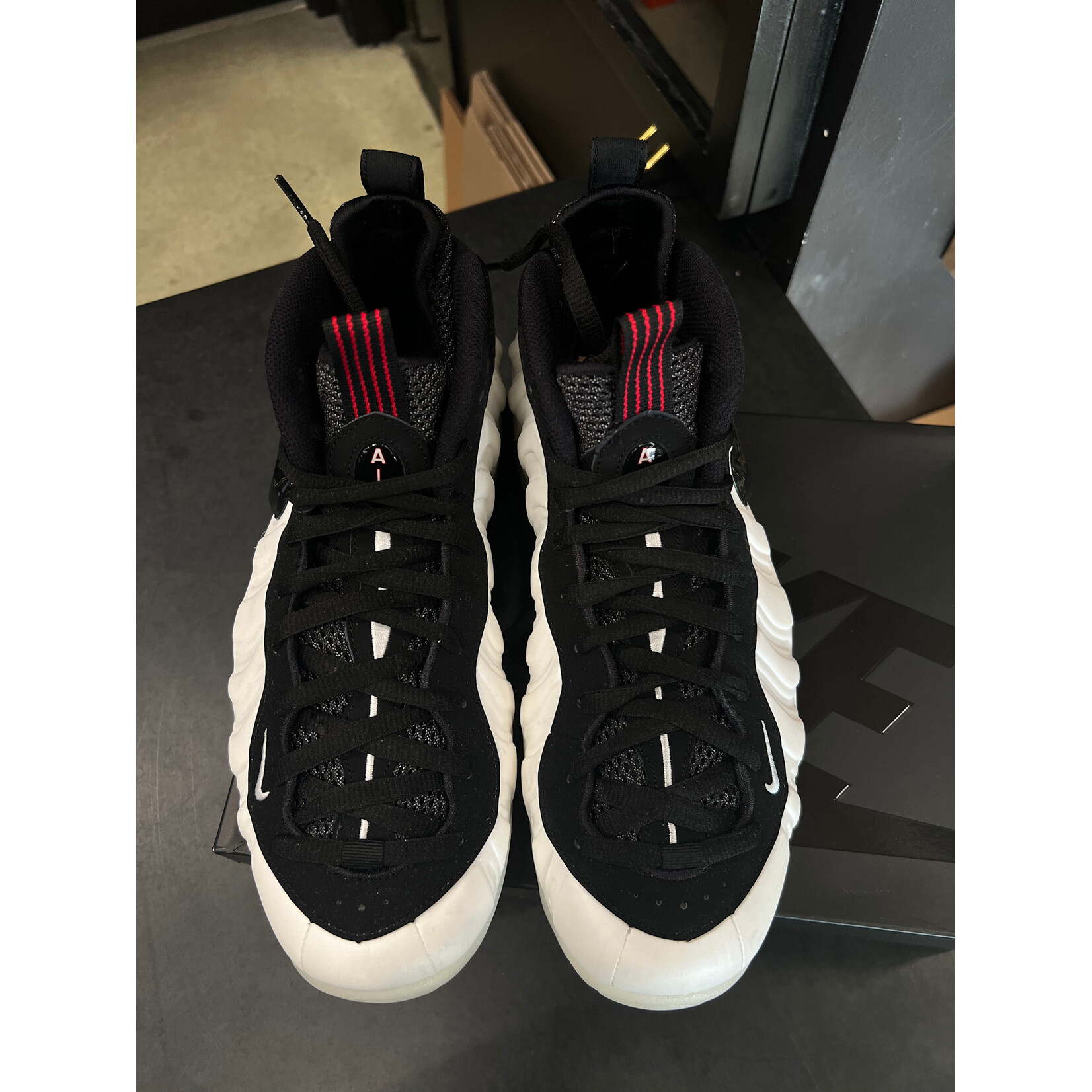 Nike Nike Air Foamposite Pro Pearl (2025) Size 10.5, PREOWNED