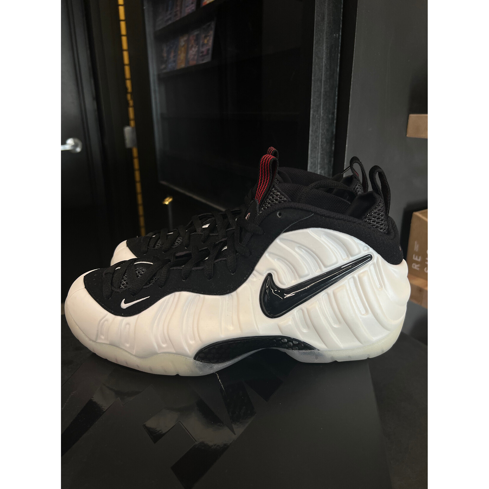 Nike Nike Air Foamposite Pro Pearl (2025) Size 10.5, PREOWNED