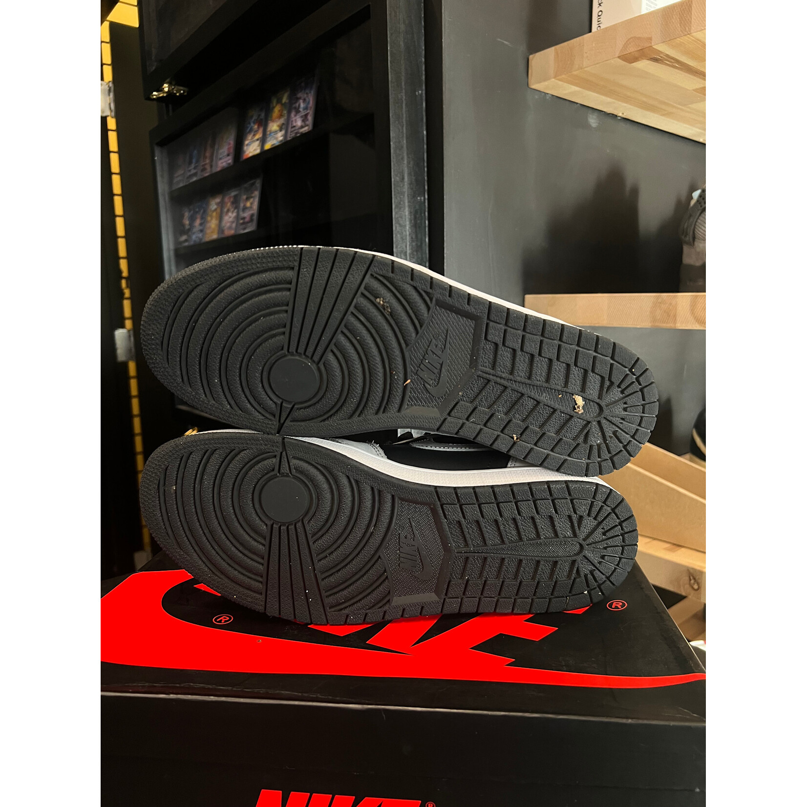 Jordan Jordan 1 Retro High Shadow 2.0 Size 11, PREOWNED