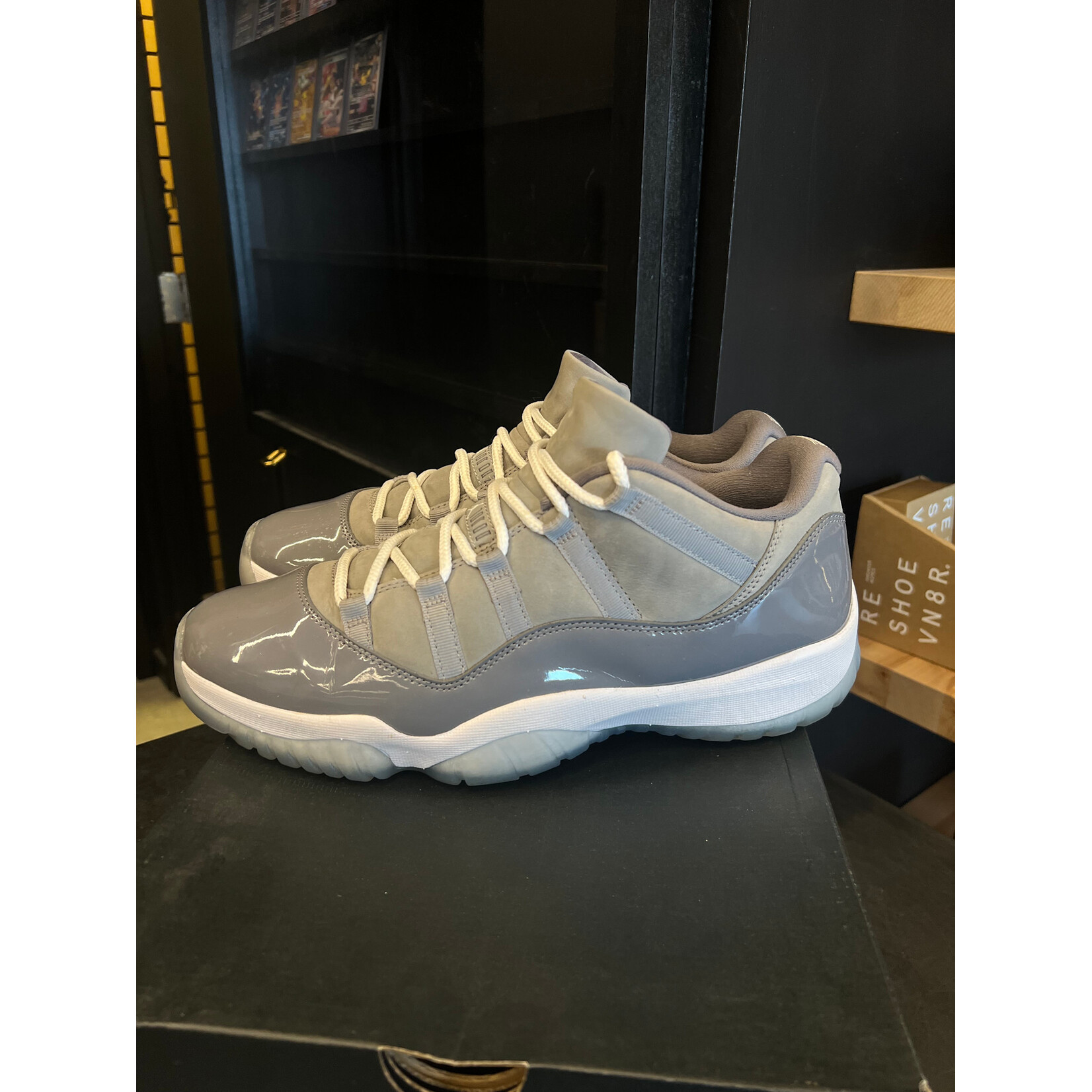 Jordan Jordan 11 Retro Low Cool Grey Size 12, PREOWNED