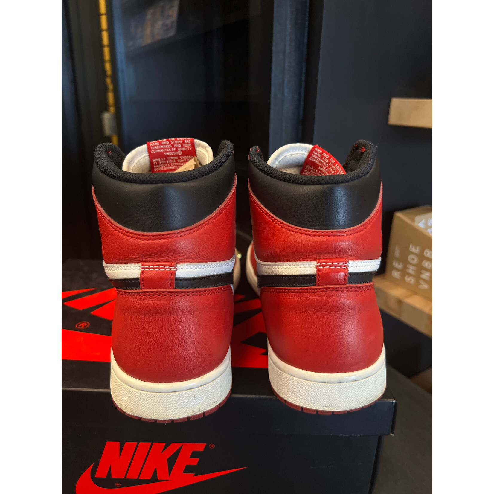 Jordan Jordan 1 Retro Chicago (2015) Size 9.5, PREOWNED