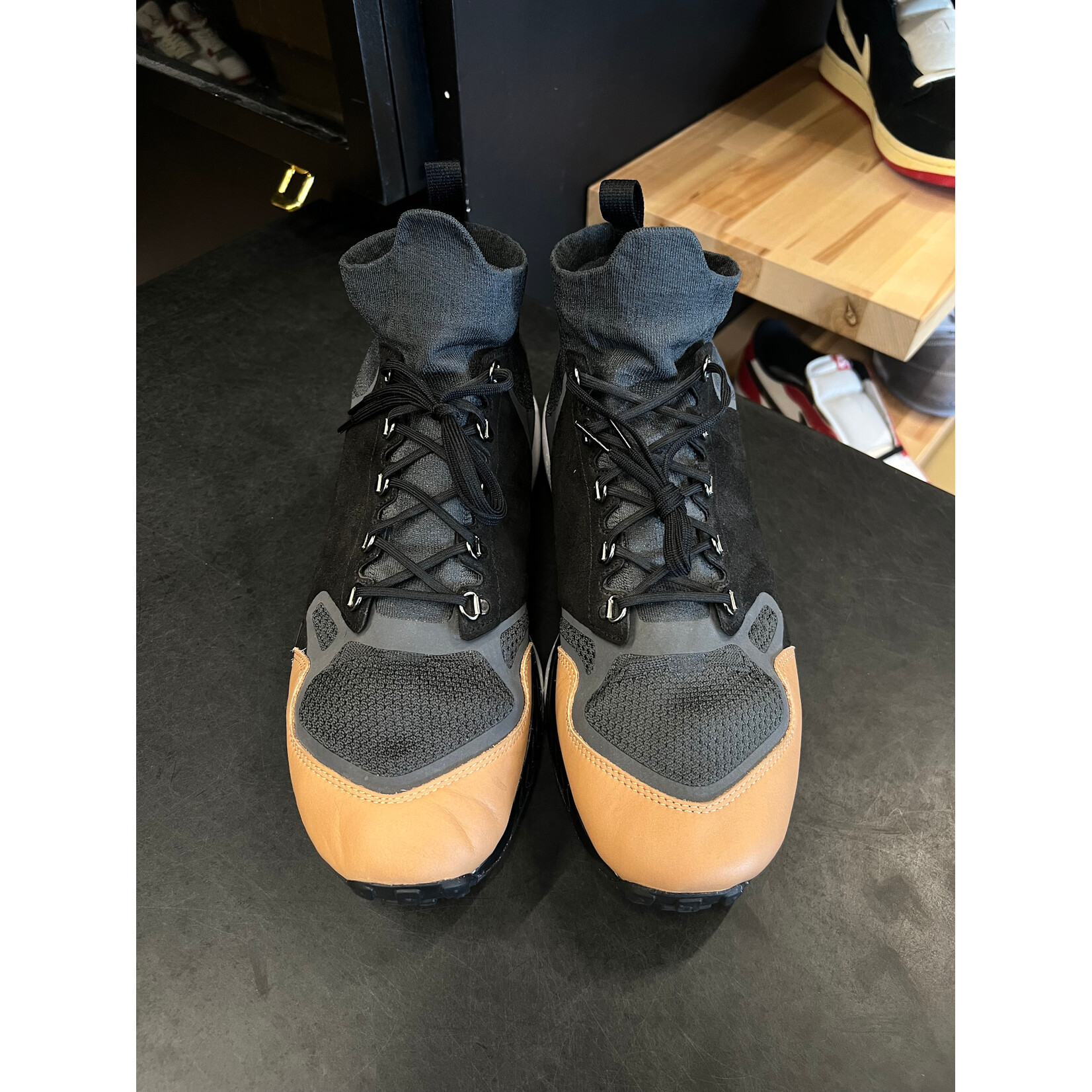 Nike Nike Air Zoom Talaria Mid Fk Prm Anthracite Black-Vachetta Tan Size 12, PREOWNED