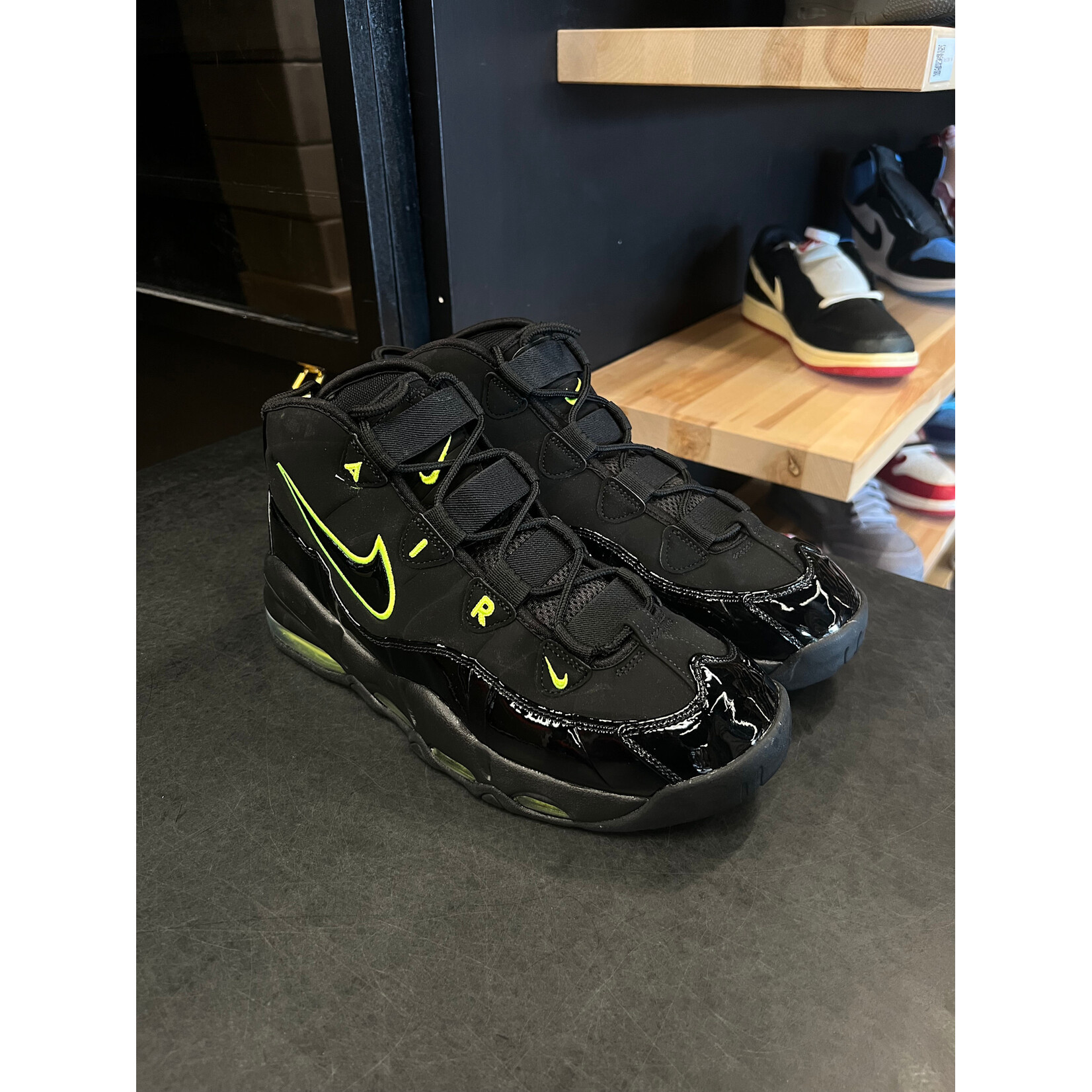 Nike Nike Air Max Uptempo 95 Black Volt Size 11, PREOWNED