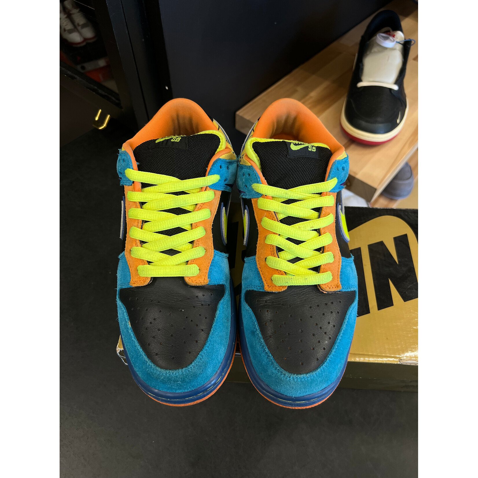 Nike Nike SB Dunk Low Skate or Die Size 9, PREOWNED (REP BOX)