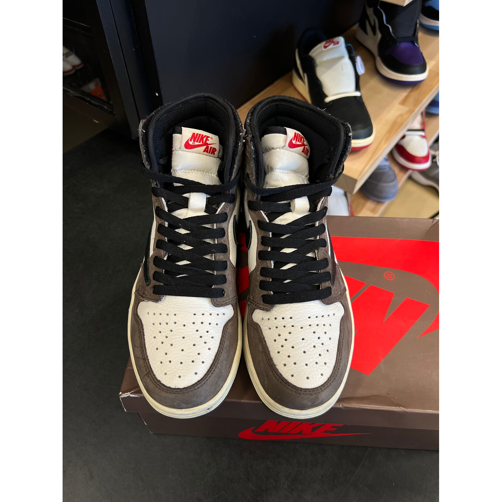 Jordan Jordan 1 Retro High OG SP Travis Scott Mocha Size 8, PREOWNED