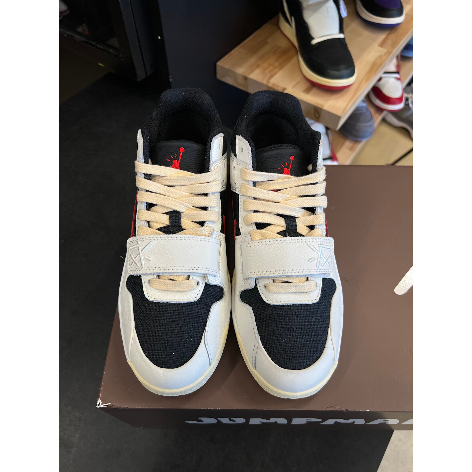 Jordan Jordan Jumpman Jack TR Travis Scott University Red Size 7.5, PREOWNED