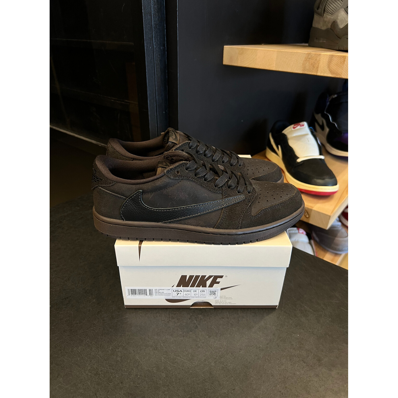 Jordan Jordan 1 Retro Low OG SP Travis Scott Velvet Brown Size 7.5, PREOWNED