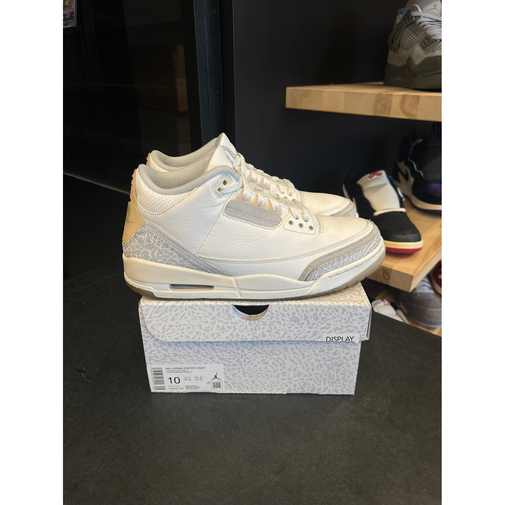 Jordan Jordan 3 Retro Craft Ivory Size 10, PREOWNED