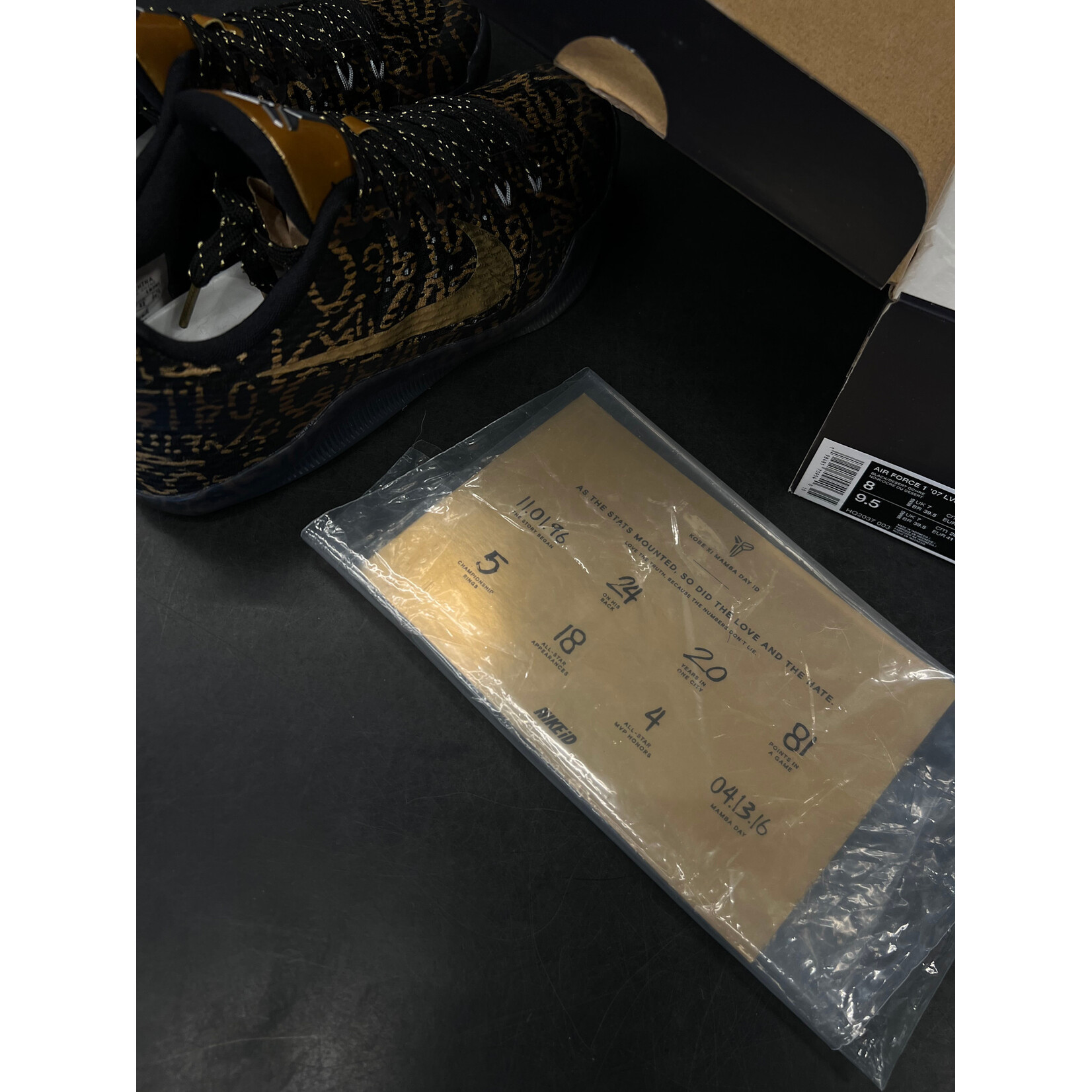 Nike Nike Kobe 11 ID Mamba Day Size 8.5, PREOWNED