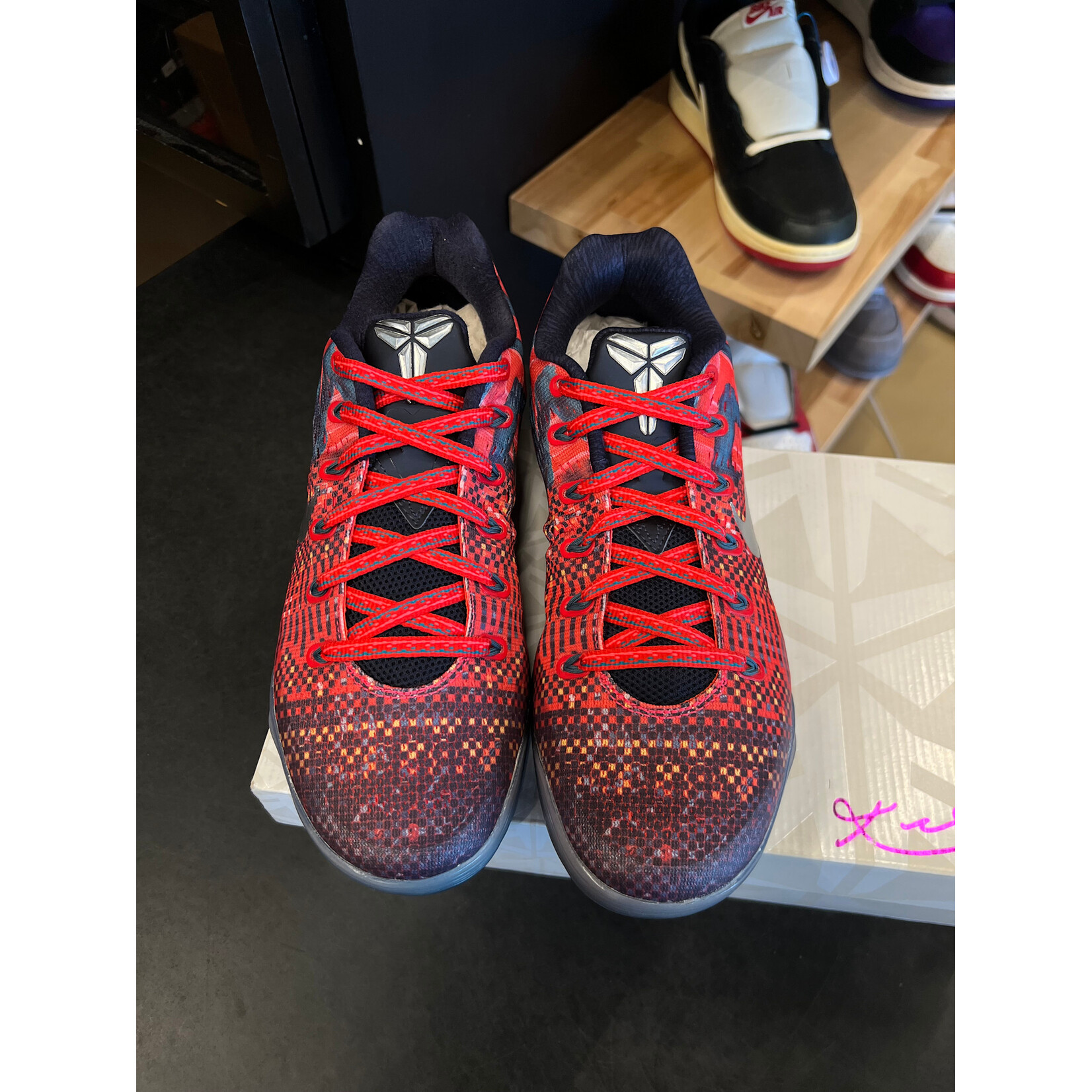 Nike Nike Kobe 9 EM Low Phillippines Size 9, PREOWNED