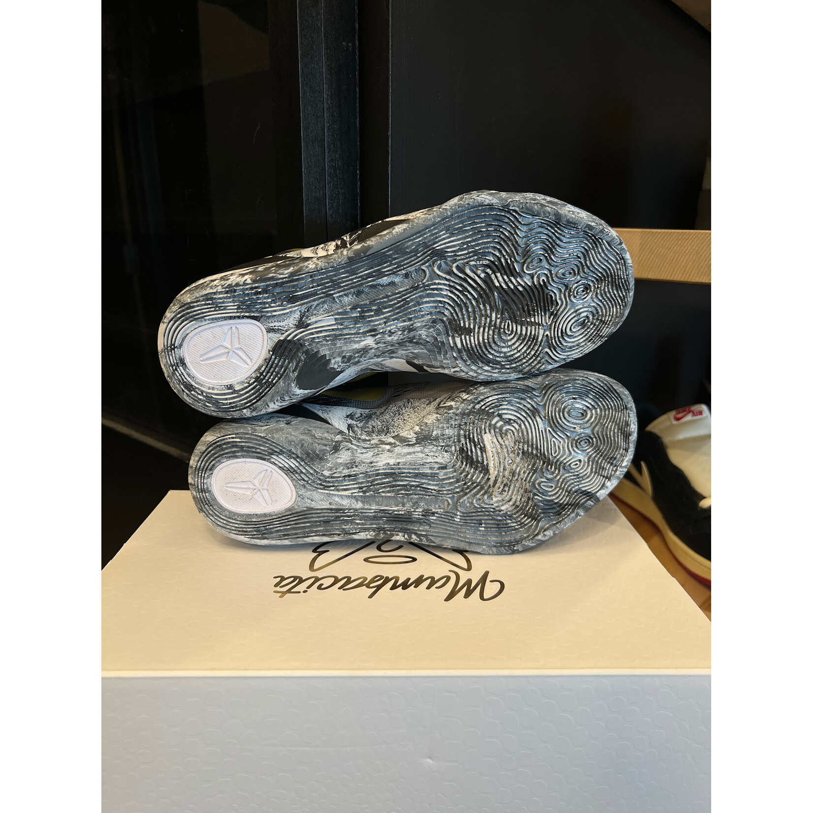 Nike Nike Kobe 9 Elite Low Protro EYBL PE Size 8.5, PREOWNED