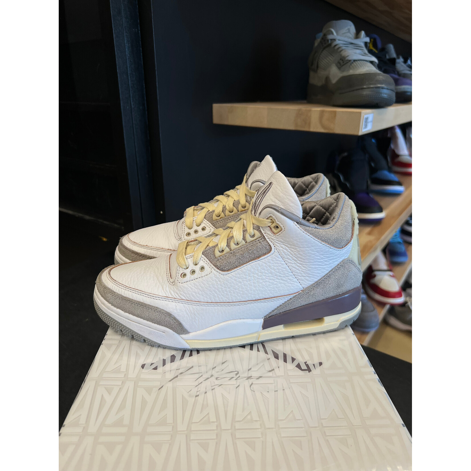 Jordan Jordan 3 Retro SP A Ma Maniére (Women's) Size 8W, PREOWNED