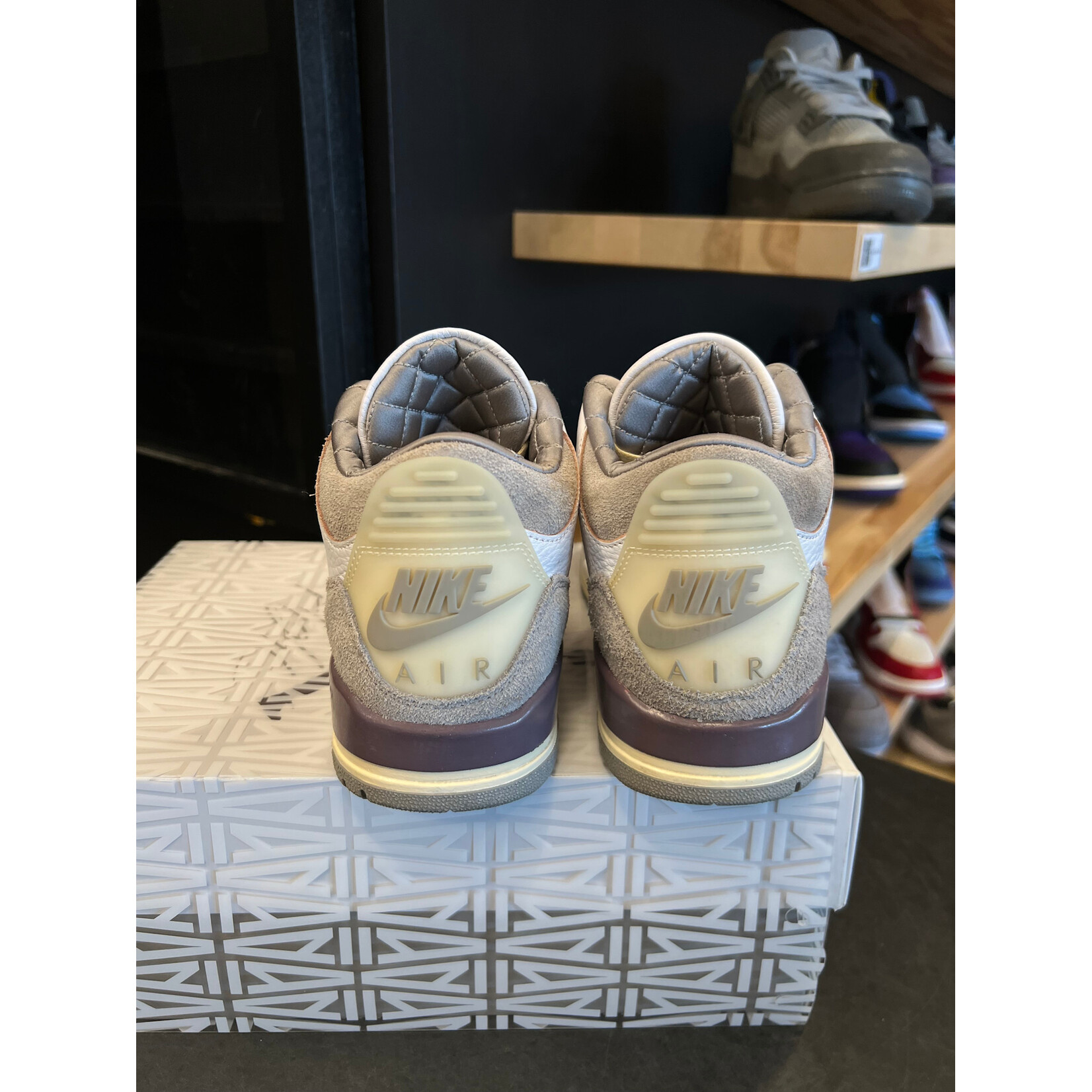 Jordan Jordan 3 Retro SP A Ma Maniére (Women's) Size 8W, PREOWNED