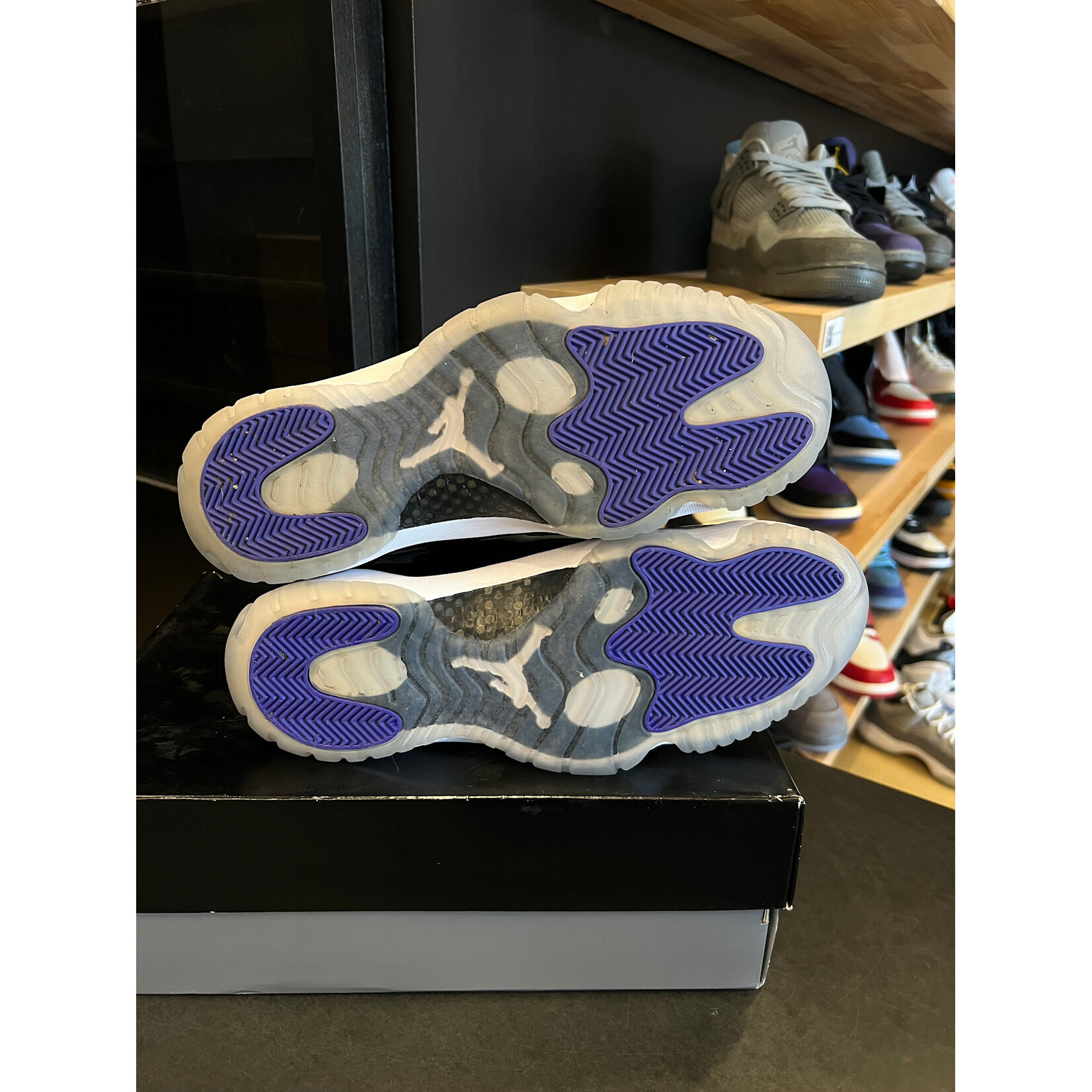 Jordan Jordan 11 Retro Concord (2018) Size 11, PREOWNED