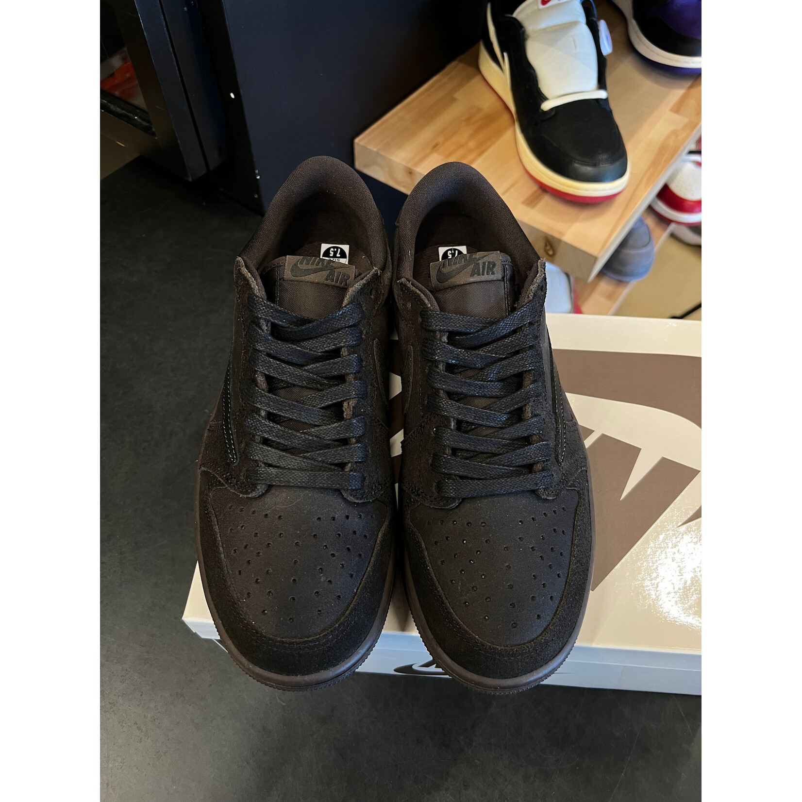 Jordan Jordan 1 Retro Low OG SP Travis Scott Velvet Brown Size 10, PREOWNED