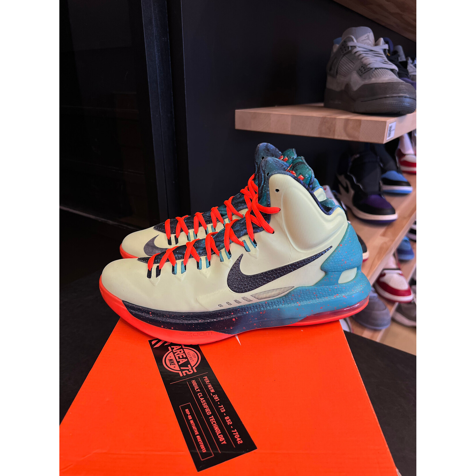 Nike Nike KD 5 All-Star Area 72 Size 9, PREOWNED