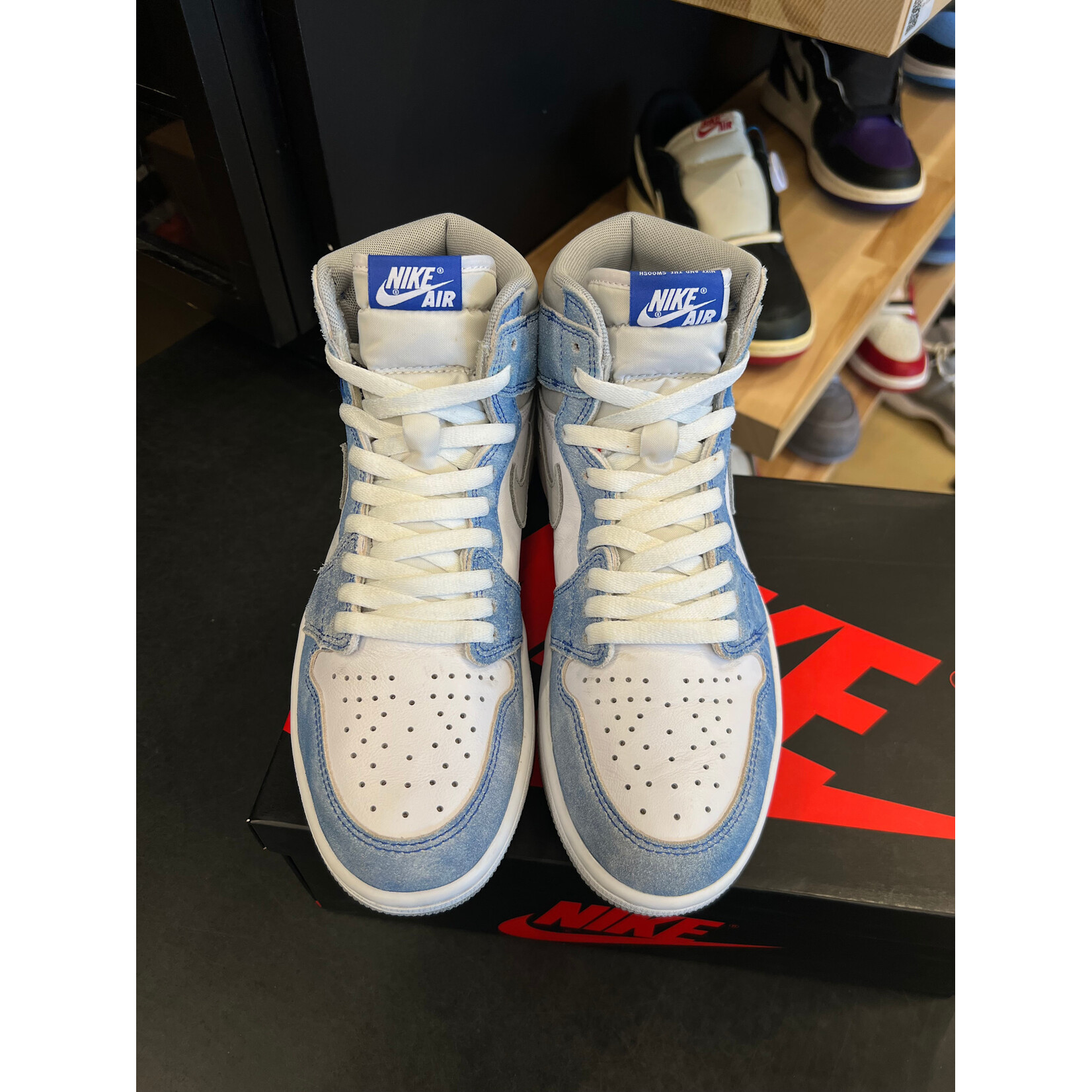 Jordan Jordan 1 Retro High Hyper Royal Smoke Grey Size 8.5, PREOWNED