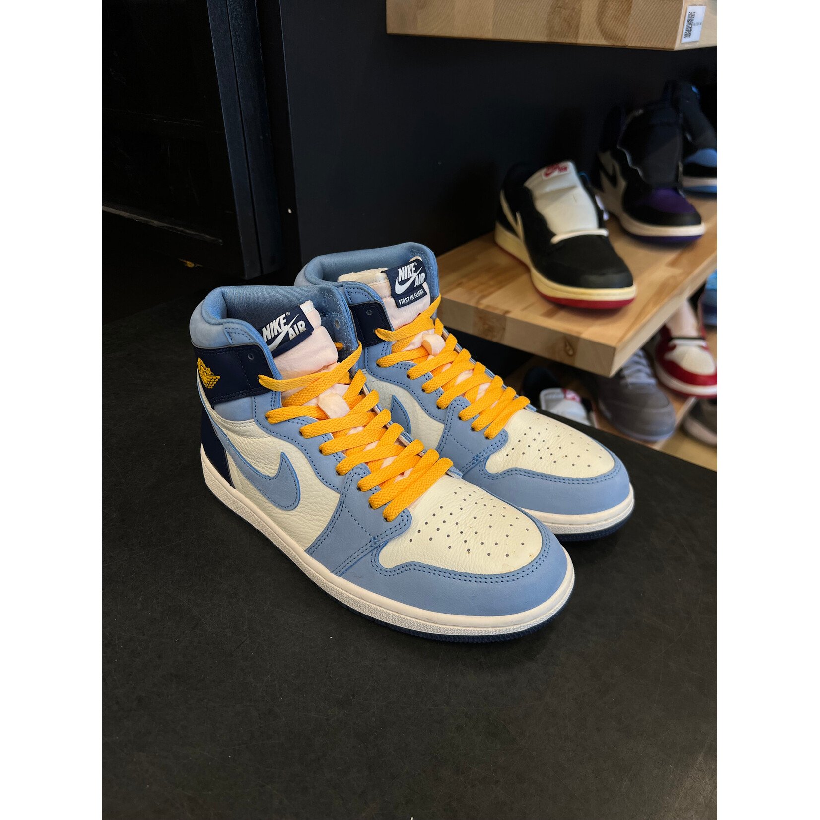 Jordan Jordan 1 High OG First in Flight (Women's) Size 10W, PREOWNED